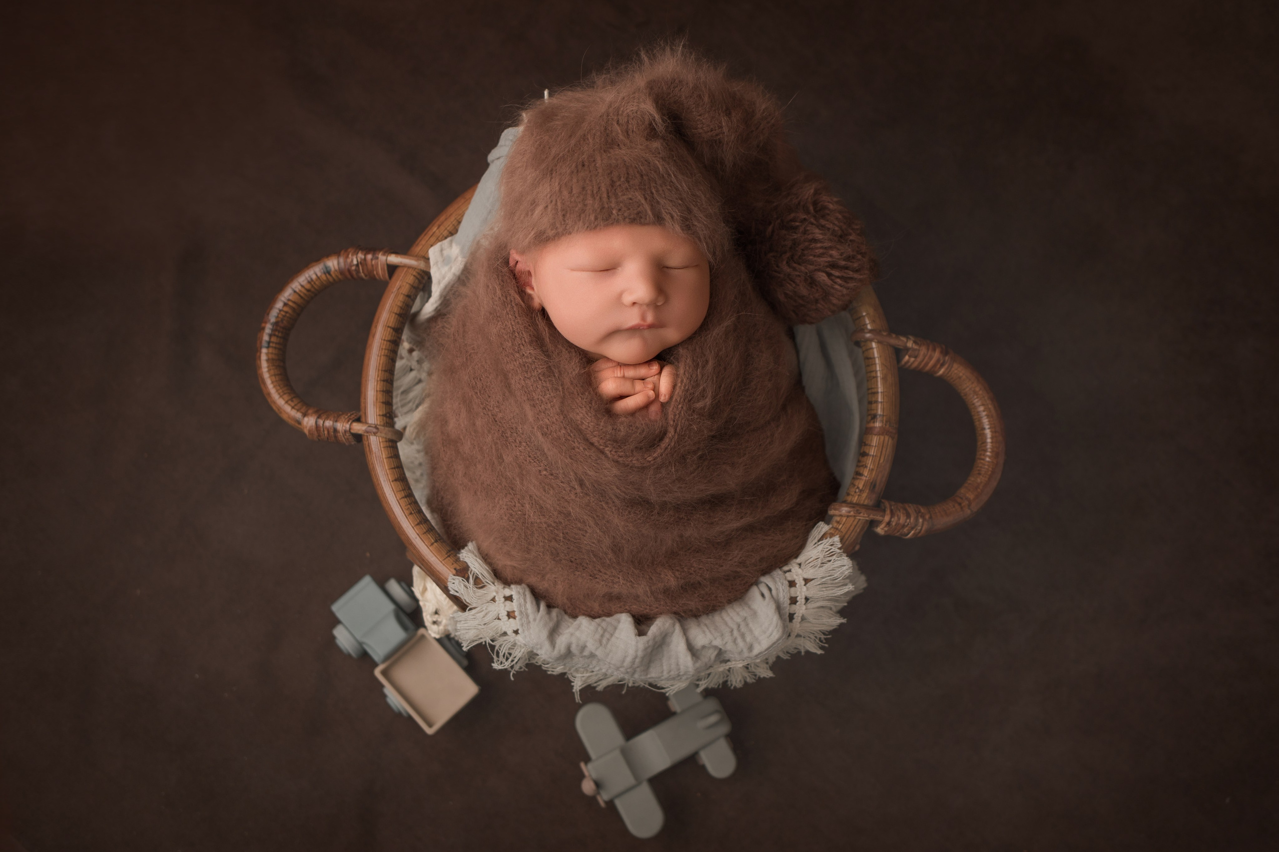 Фотосессия новорождённых ньюборн Калининград