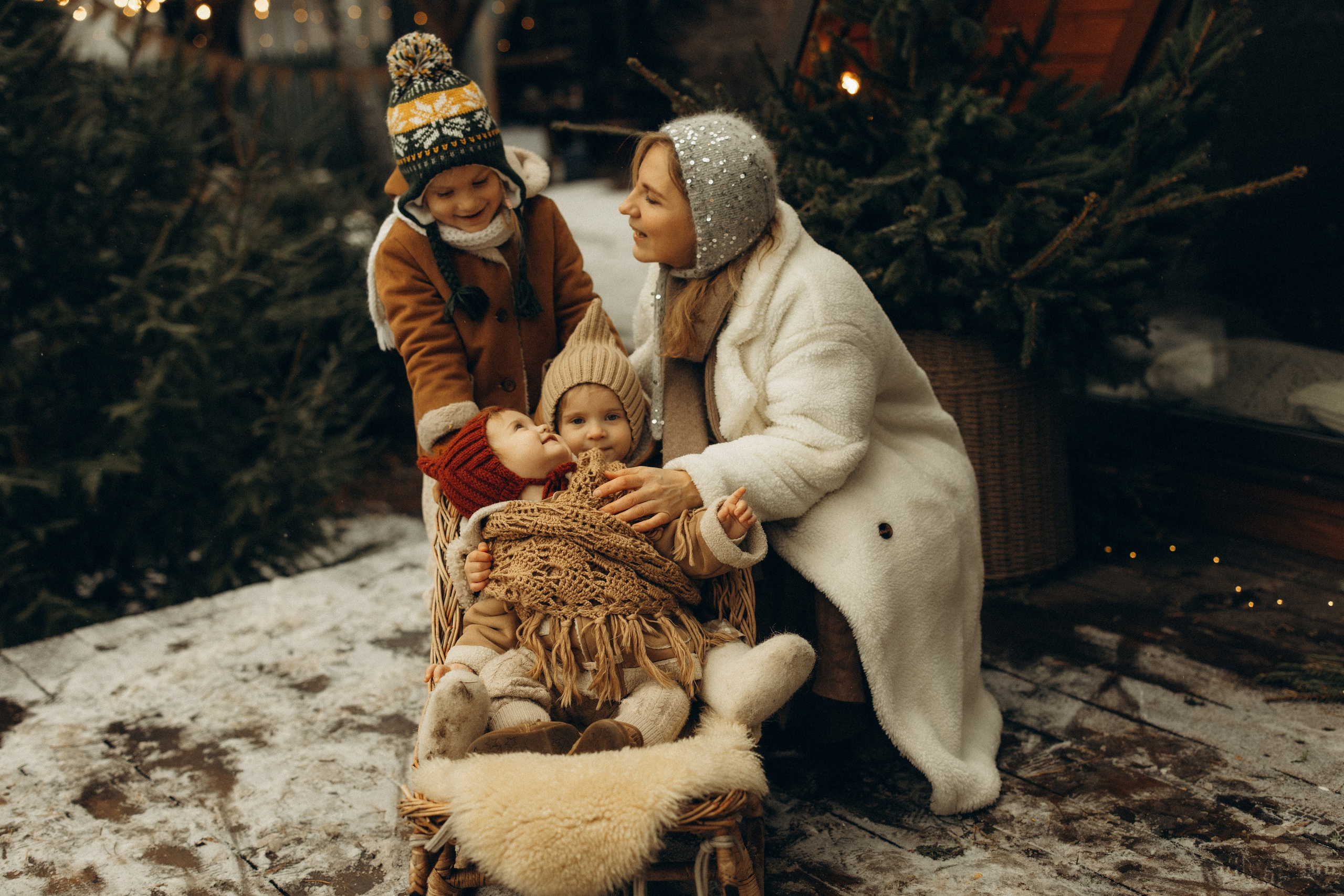 Ира, Дуня, Агуся, Маша. Семейный фотограф Оля Гладченко