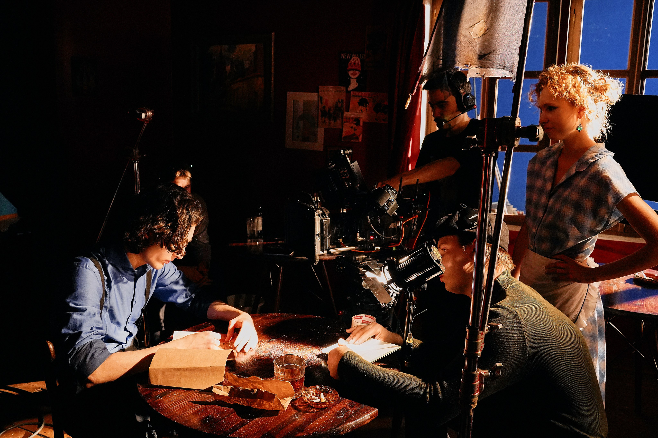 БЭКИ со съемок. Фотограф