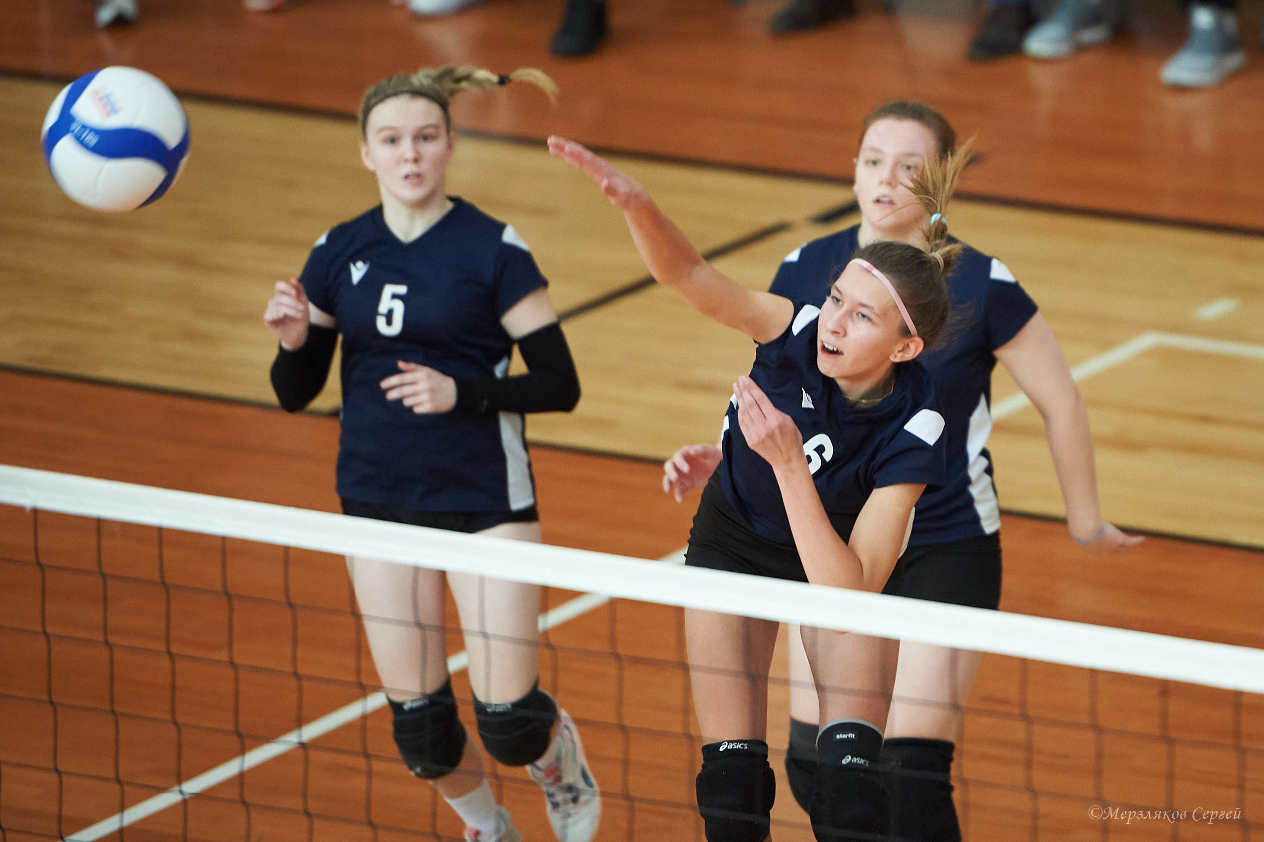Локоволей — 2023 Ижевск ноябрь 2023. Спортивный репортажный фотограф в Ижевске Сергей Мерзляков