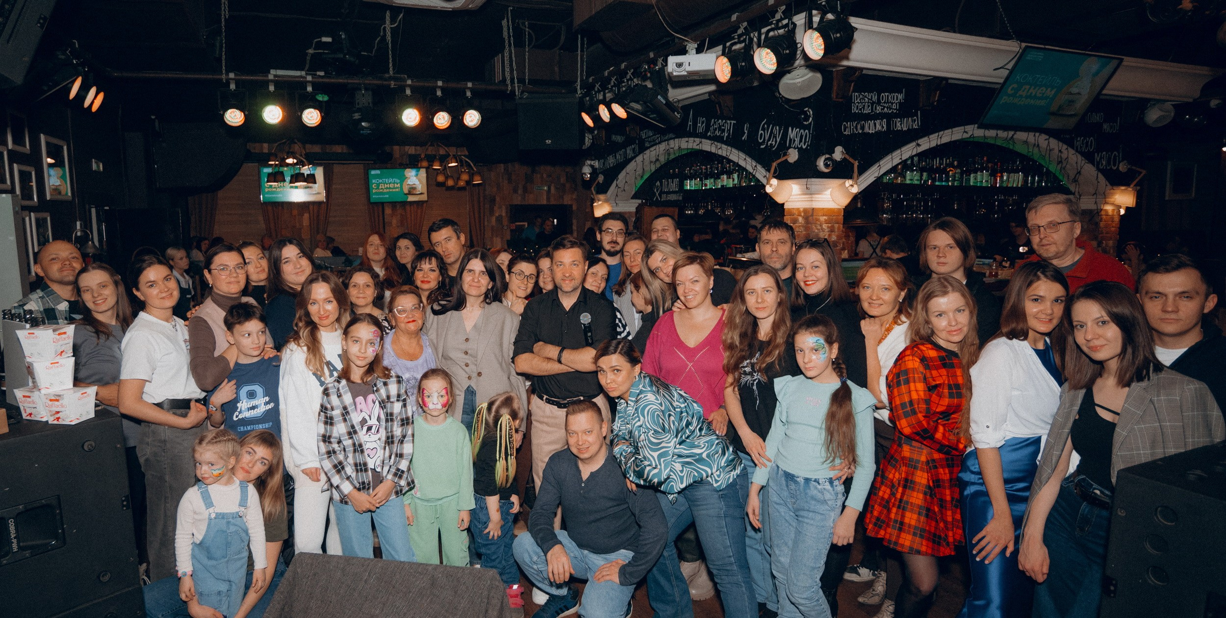 КВИЗ в ресторане «Ермолаев». Фотограф Дмитрий Пименов