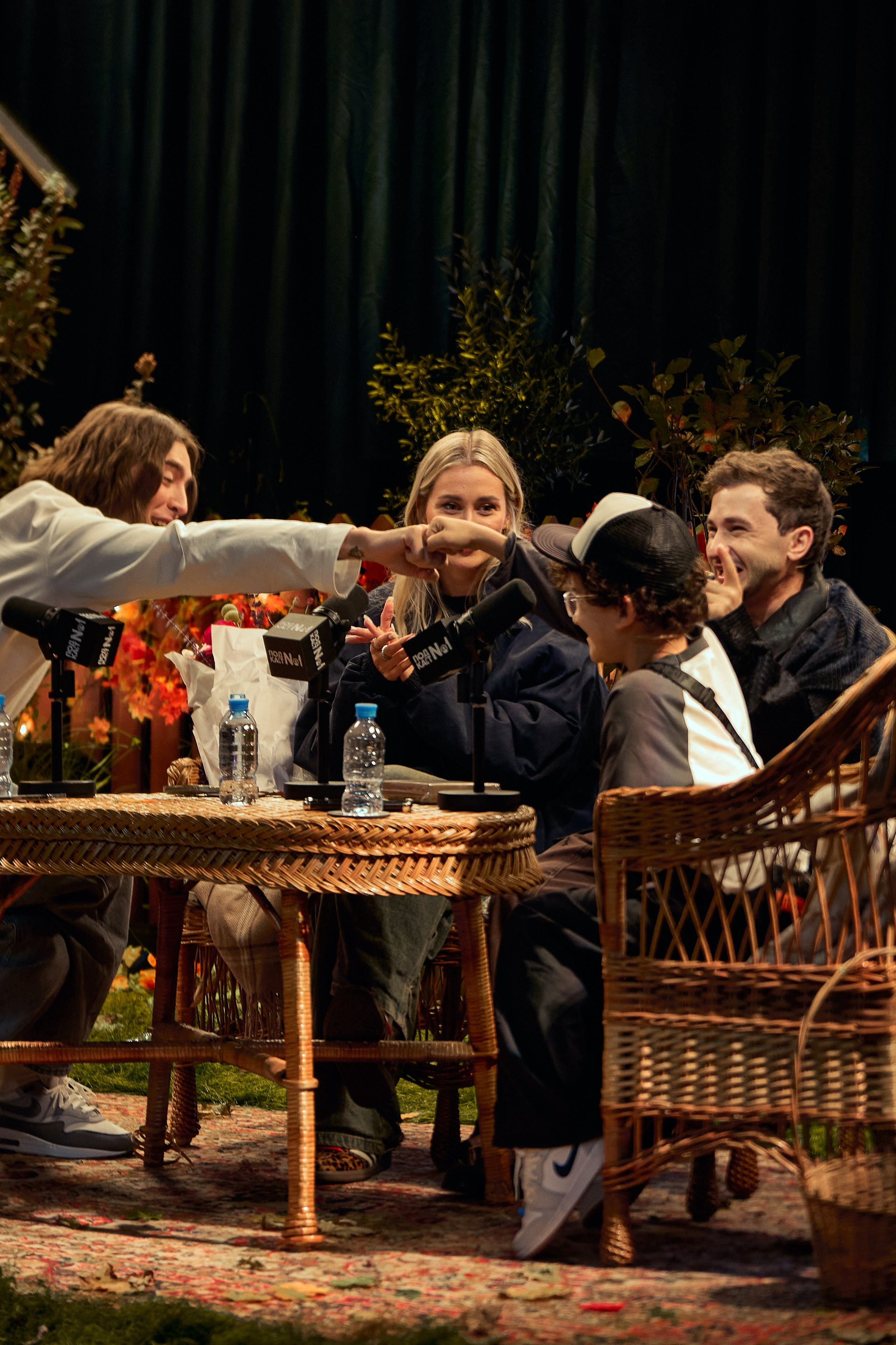 Бэстейдж «Летний подкаст № 1». Главная