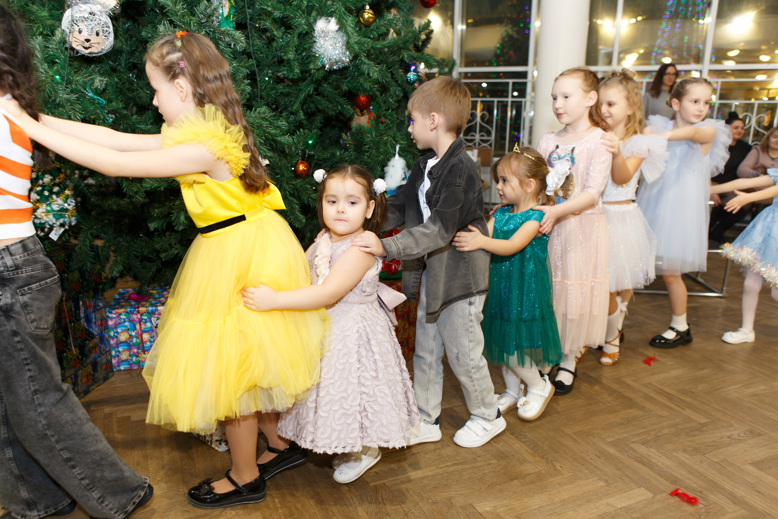 Театр-студия «ОК"ФАНТАЗИЯ» — „НОВЫЙ ГОД С ФАНТАЗИЕЙ“. Профессиональный фотограф в Мценске и Орловской области