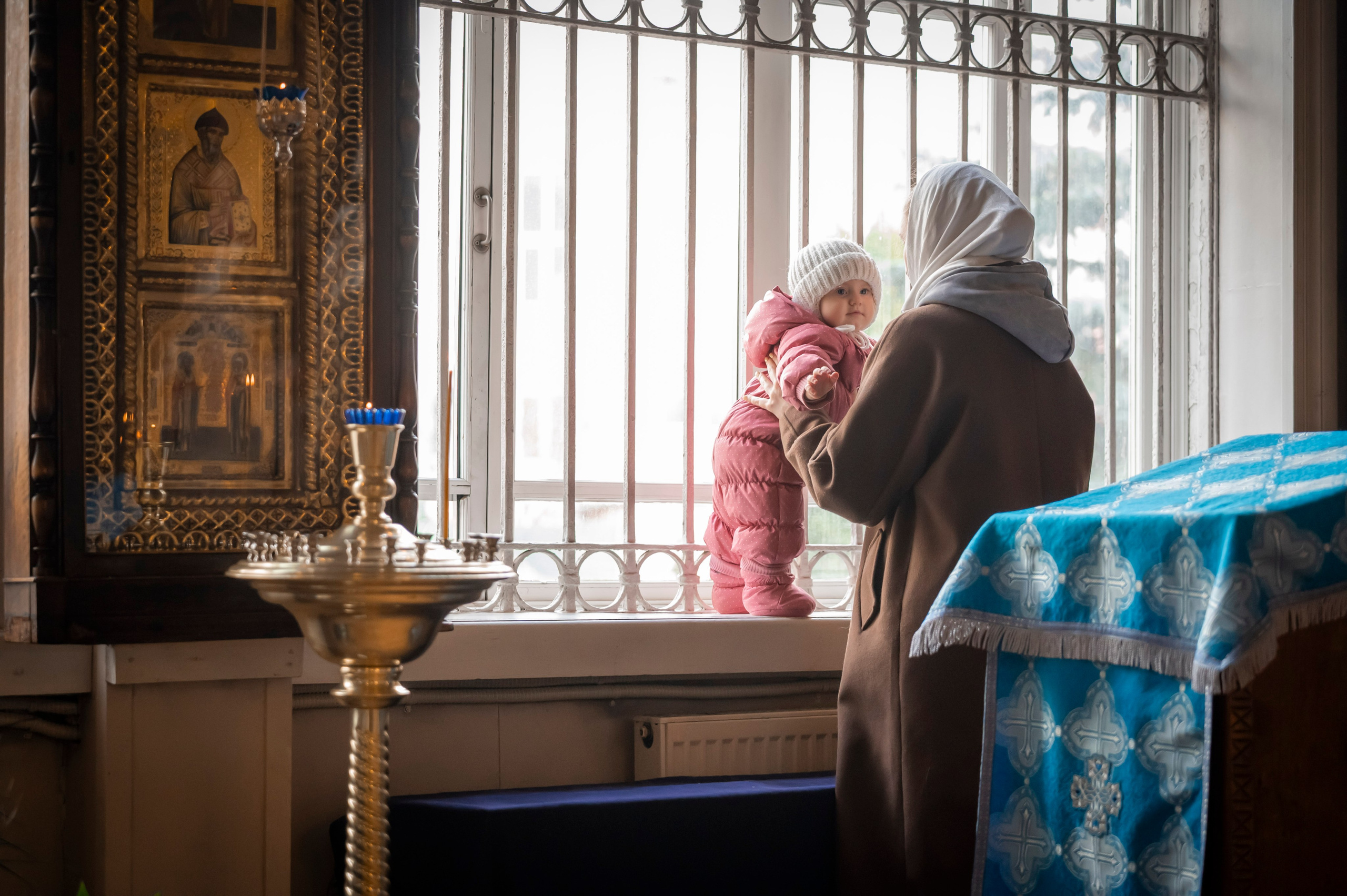 Богородский храм. Благовещение. Божественная Литургия. Антон и Татьяна Денисенко — В храме