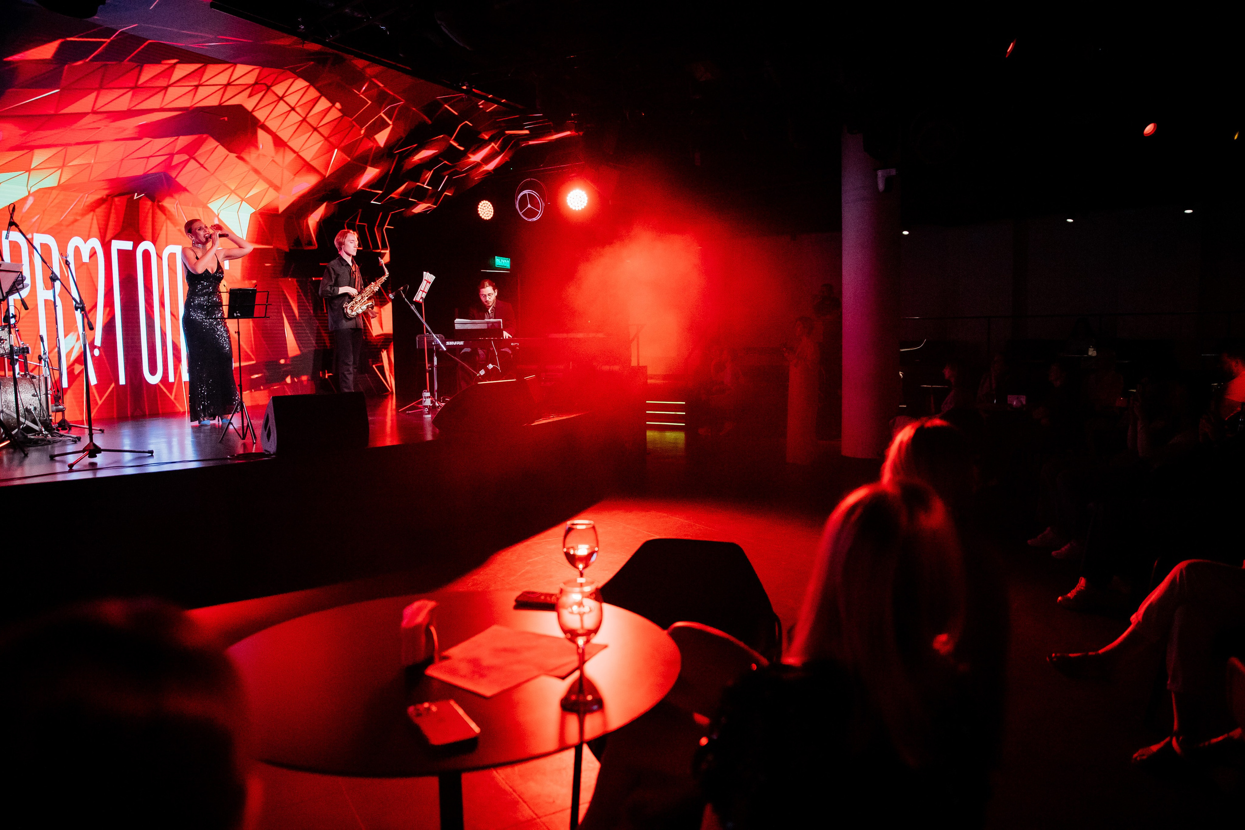 PRОГОЛОС ЕЛЬЦИН ЦЕНТР. Репортажный и портретный фотограф в Екатеринбурге Гизатуллин Марат