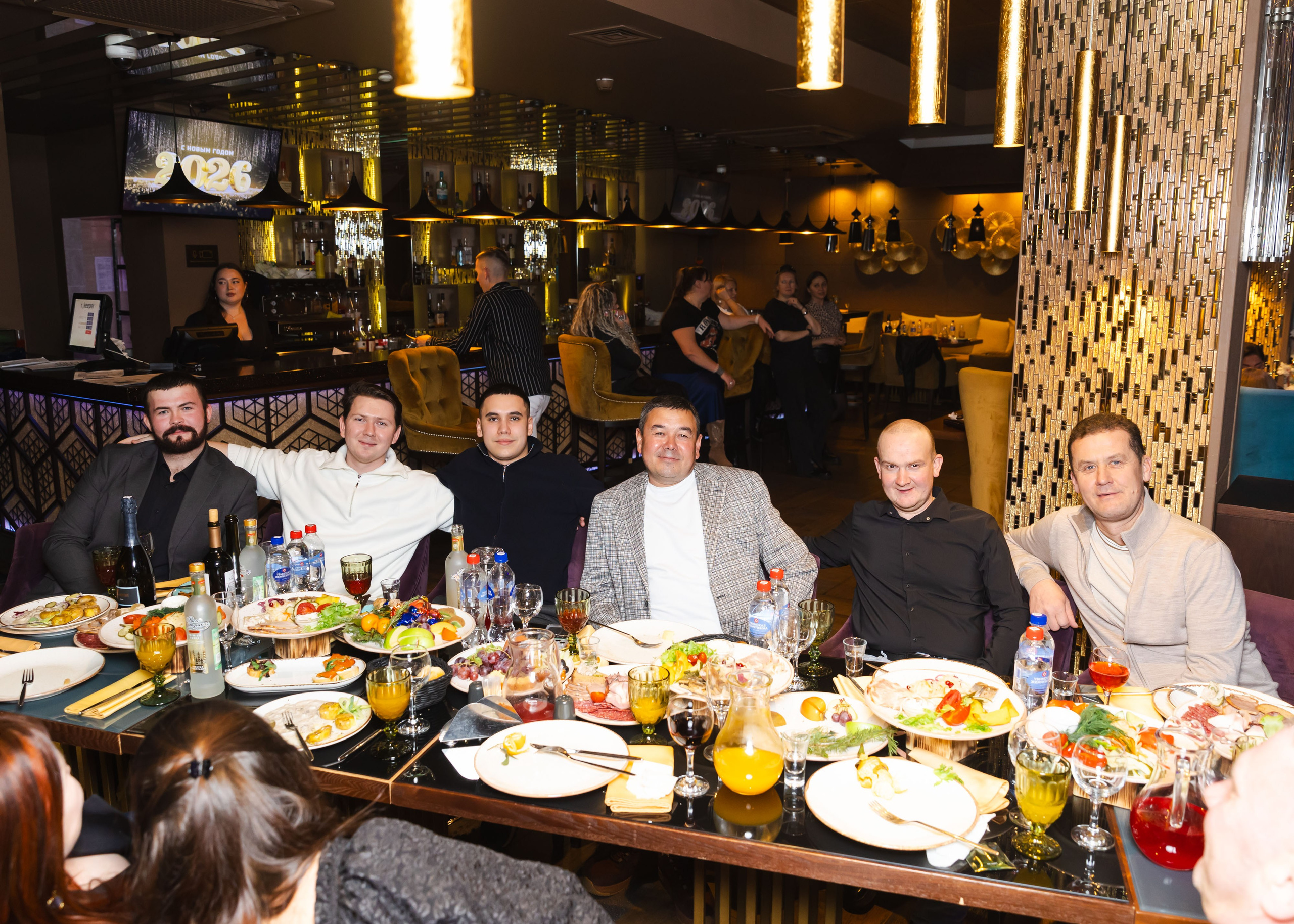 Предновогодка кипарис 2025. ФОТОГРАФ ВИНОГРАДОВА ДАРЬЯ