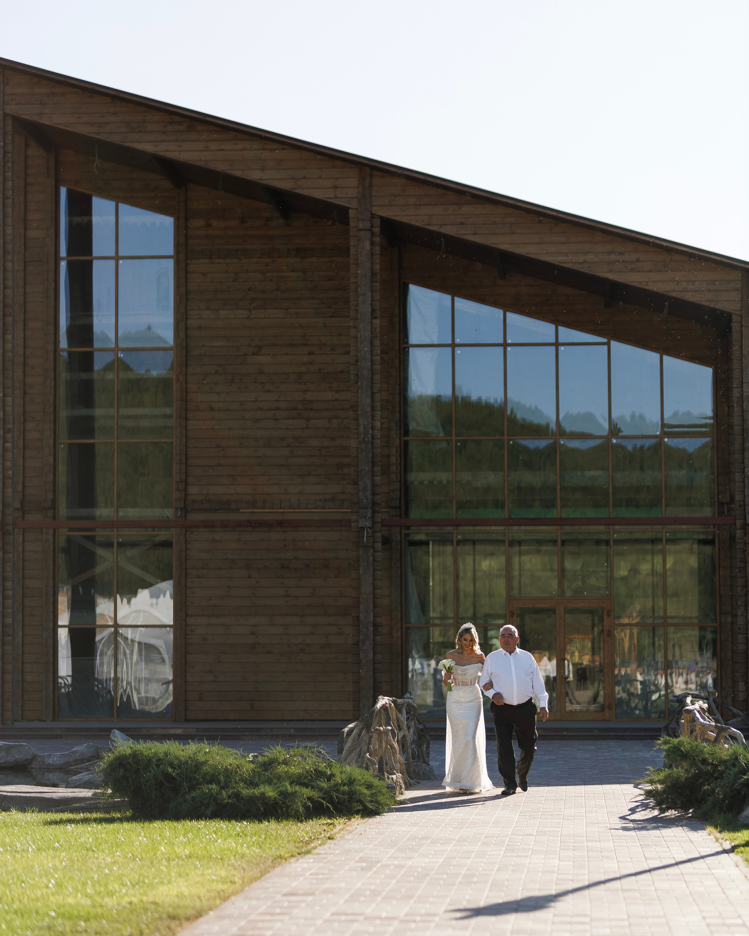 ···. Свадебный фотограф в Санкт-Петербурге Александра Чукавина