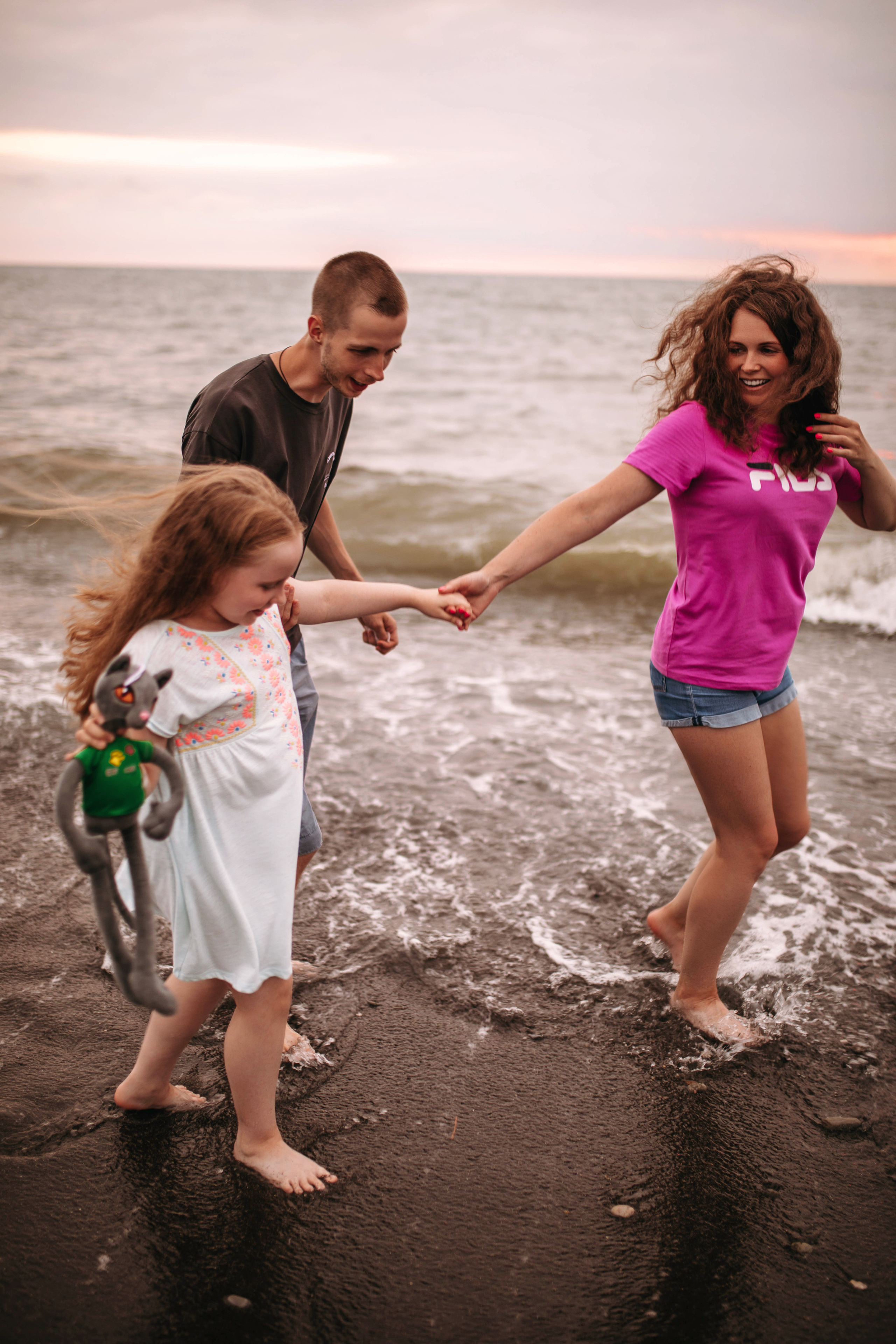 Семейная прогулка, пляж Ривьера. Фотограф в Ставрополе Алина Клочкова