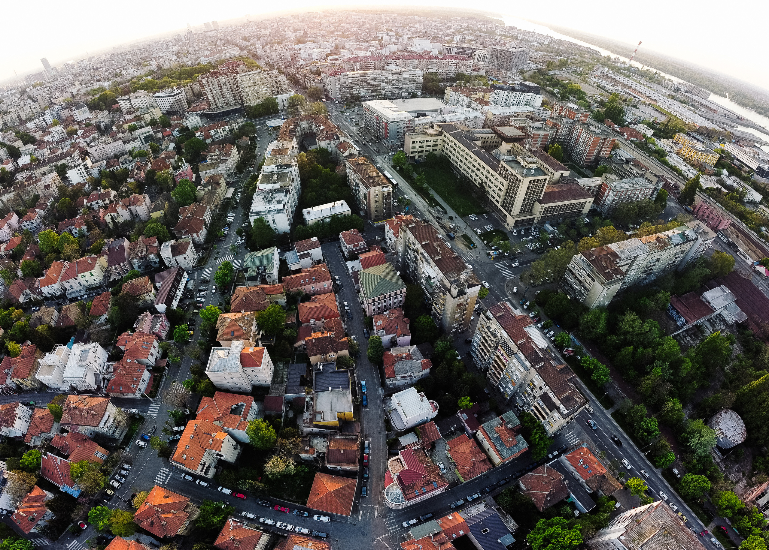 Београд. Oleg Kozachok — Photographer with Protanopia | Portraits, Texture & Light