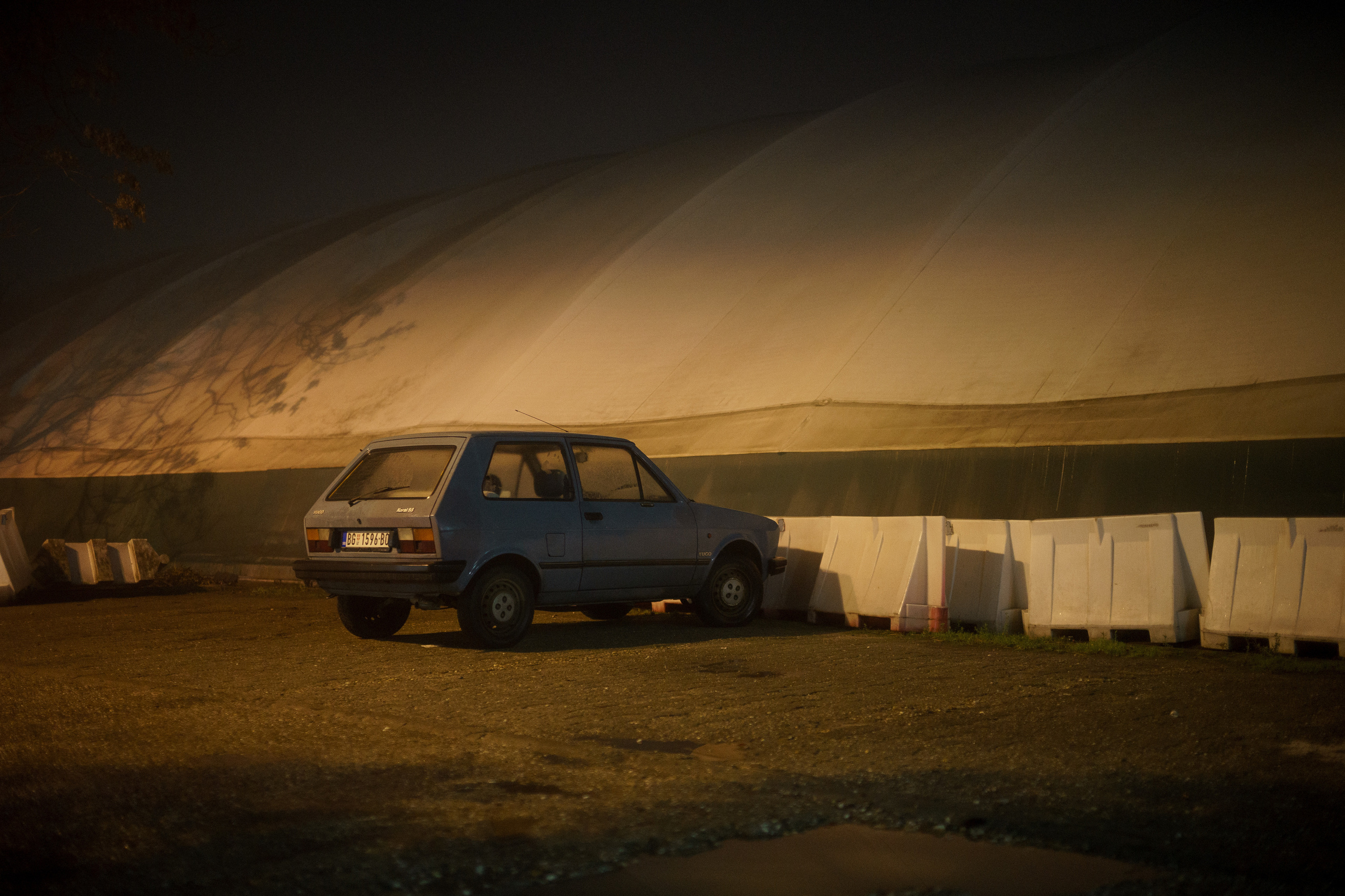 Београд. Oleg Kozachok — Photographer with Protanopia | Portraits, Texture & Light