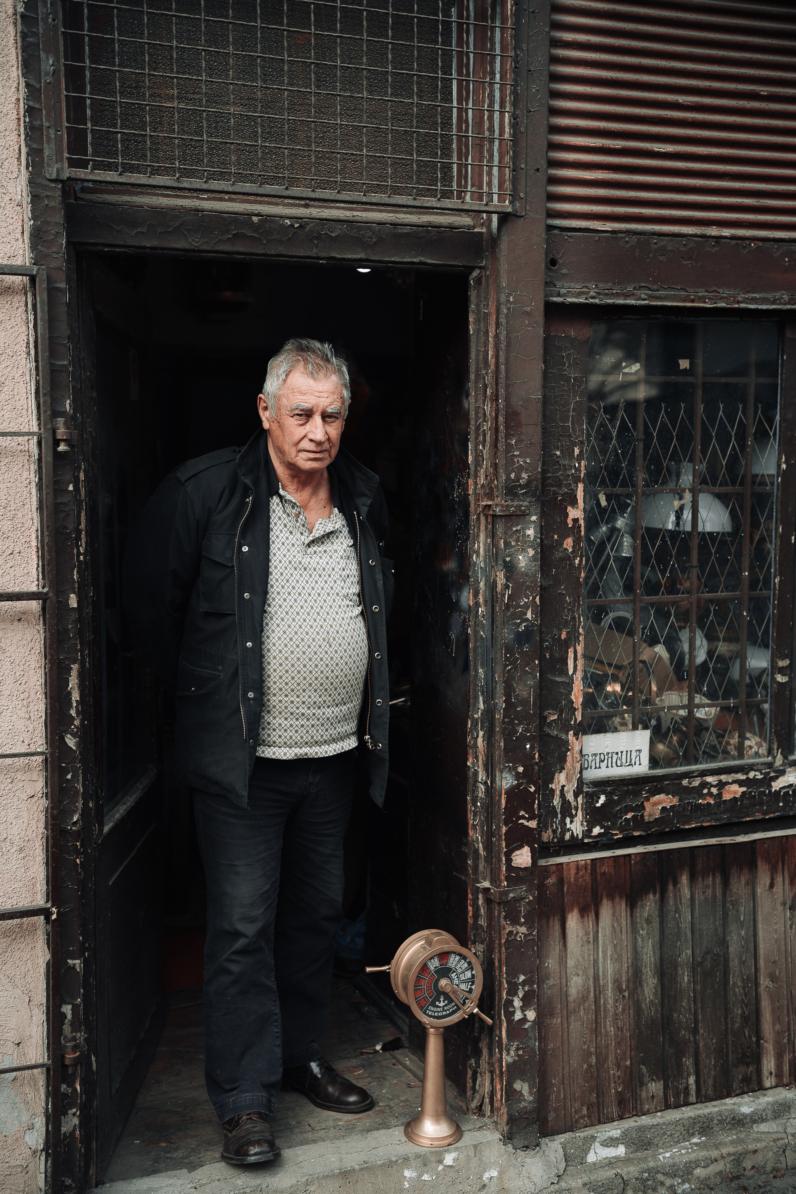 Меня снимаешь?. Oleg Kozachok — Photographer with Protanopia | Portraits, Texture & Light