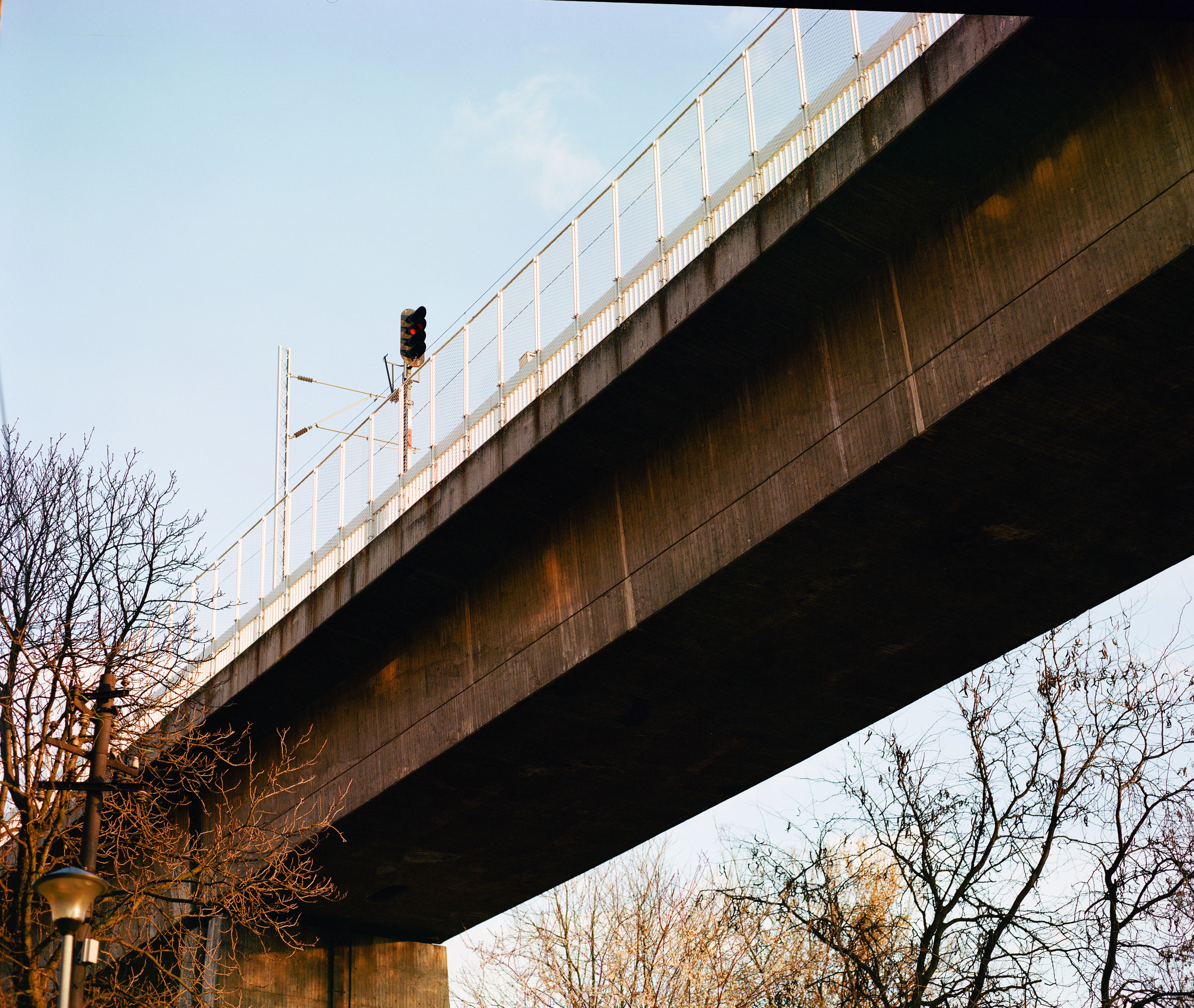 Београд. Oleg Kozachok — Photographer with Protanopia | Portraits, Texture & Light