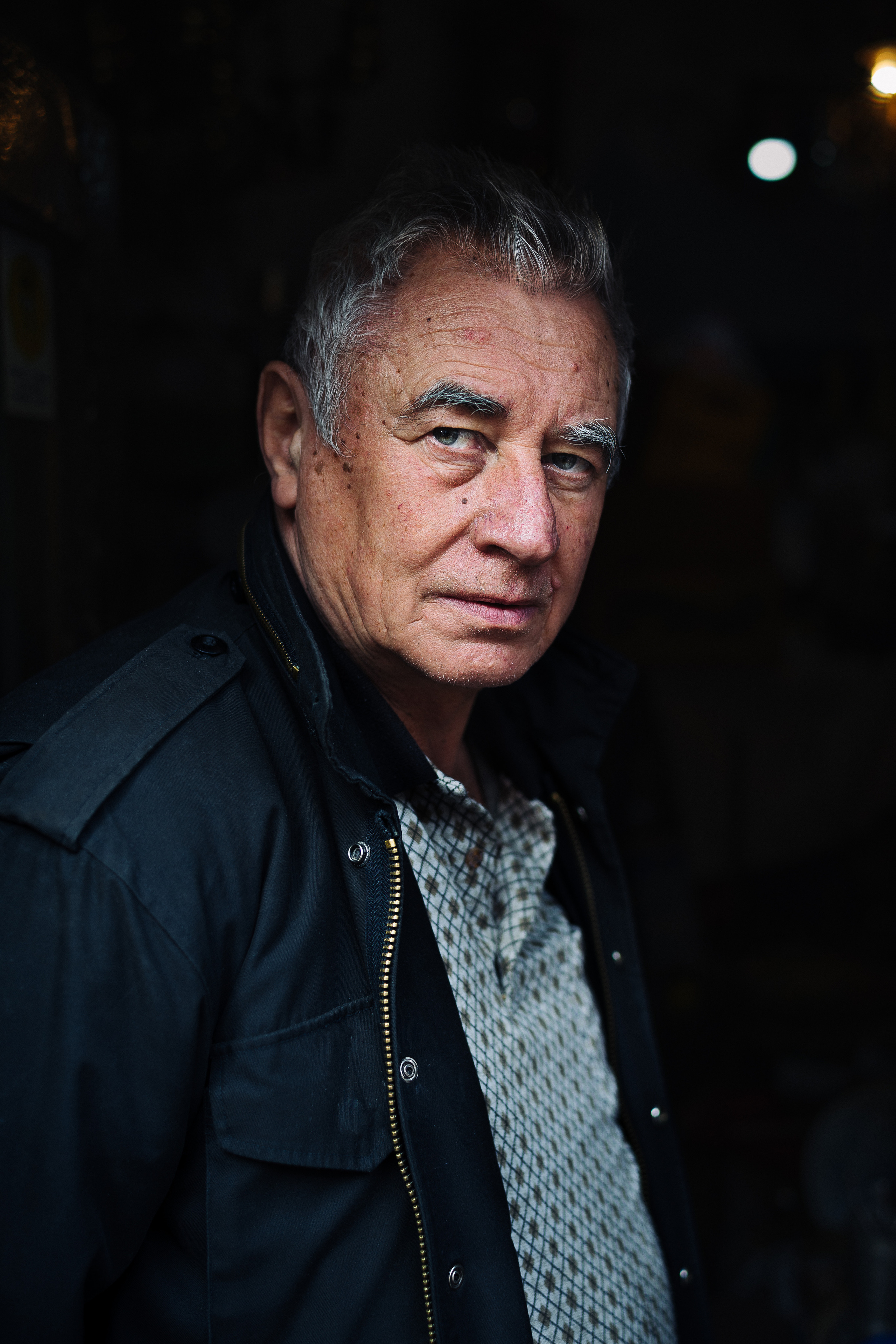 People. Oleg Kozachok — Photographer with Protanopia | Portraits, Texture & Light