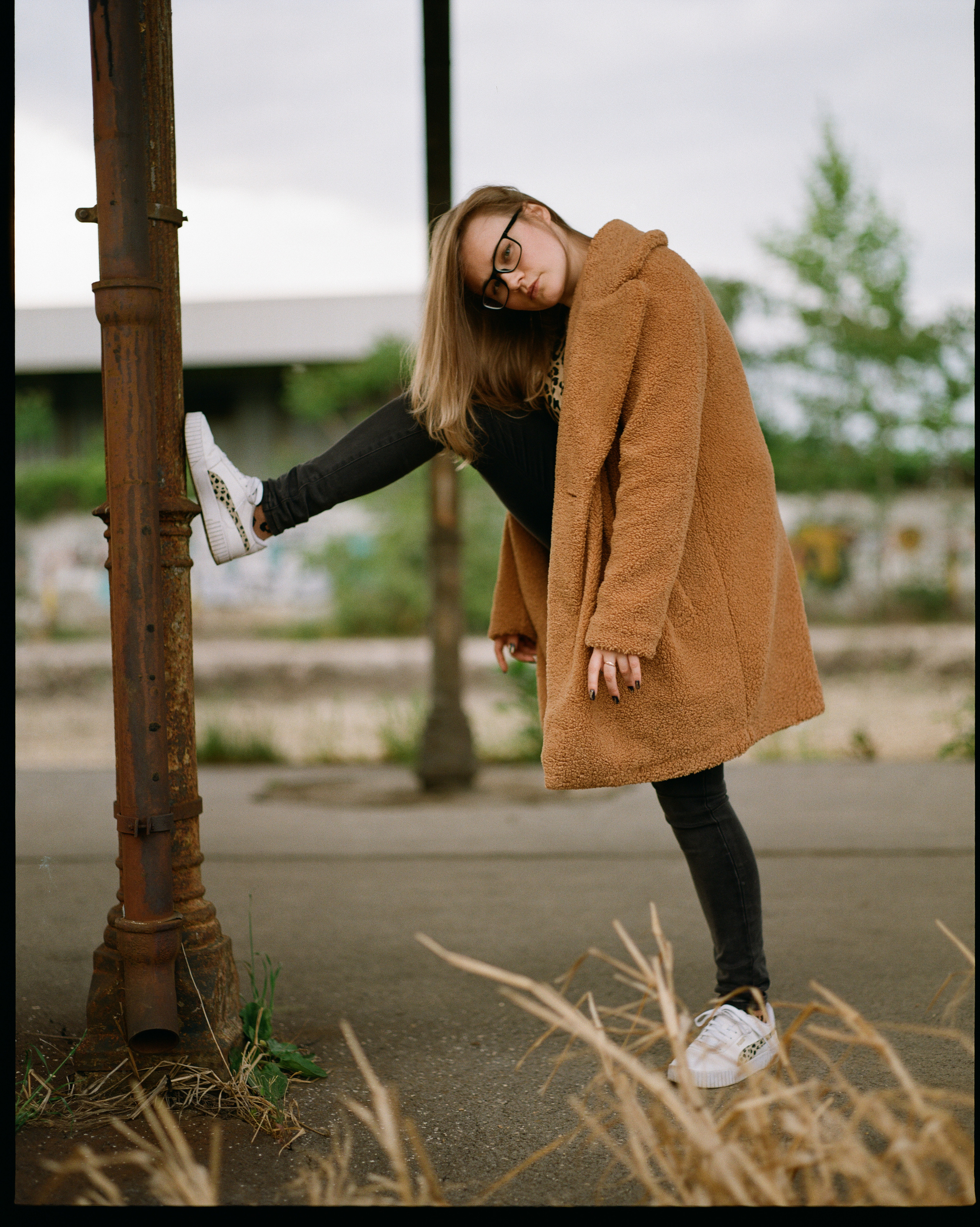 Пленка. Oleg Kozachok — Photographer with Protanopia | Portraits, Texture & Light