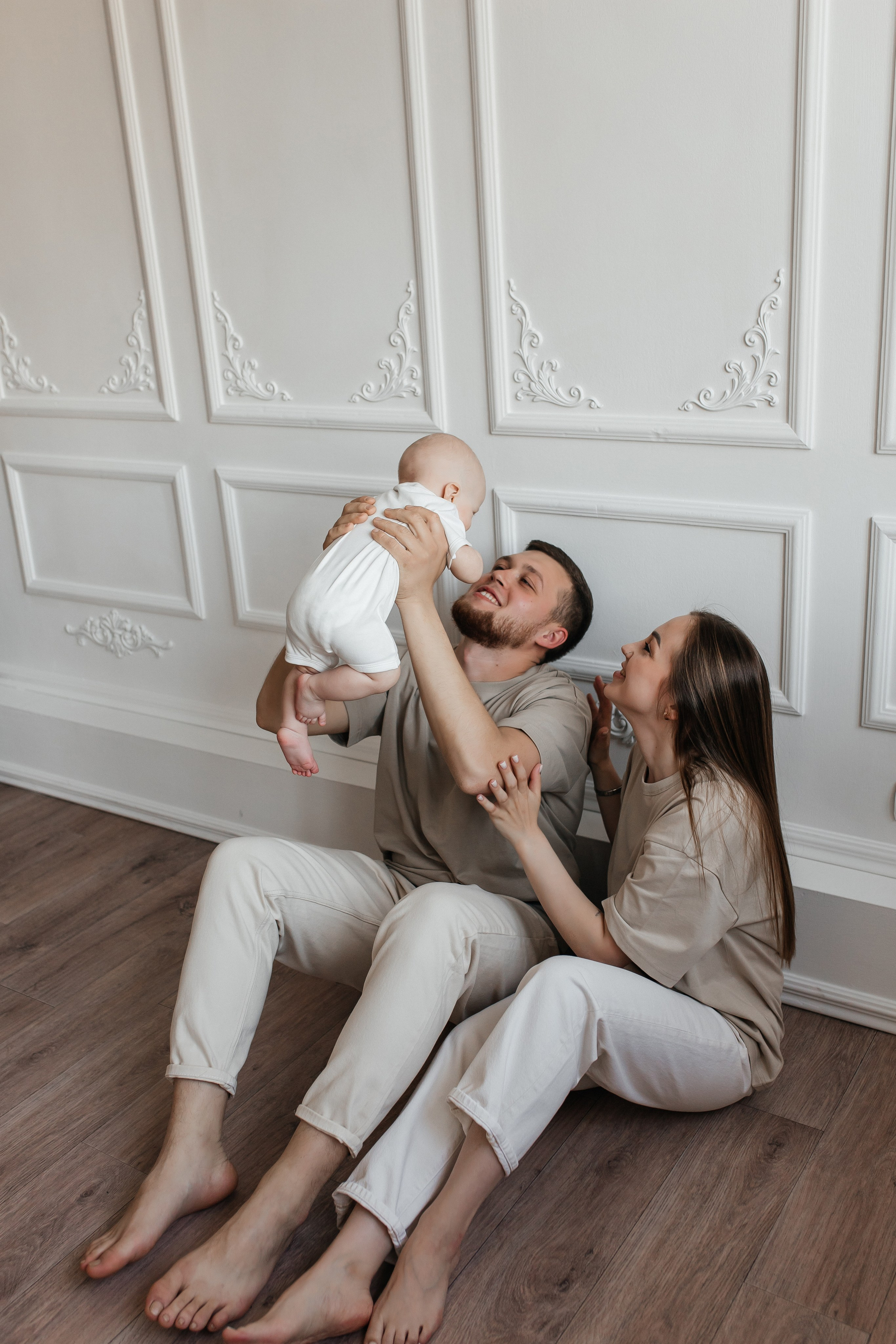 Семейная в студии. Семейный фотограф Клименко Дарья в станице Ленинградская