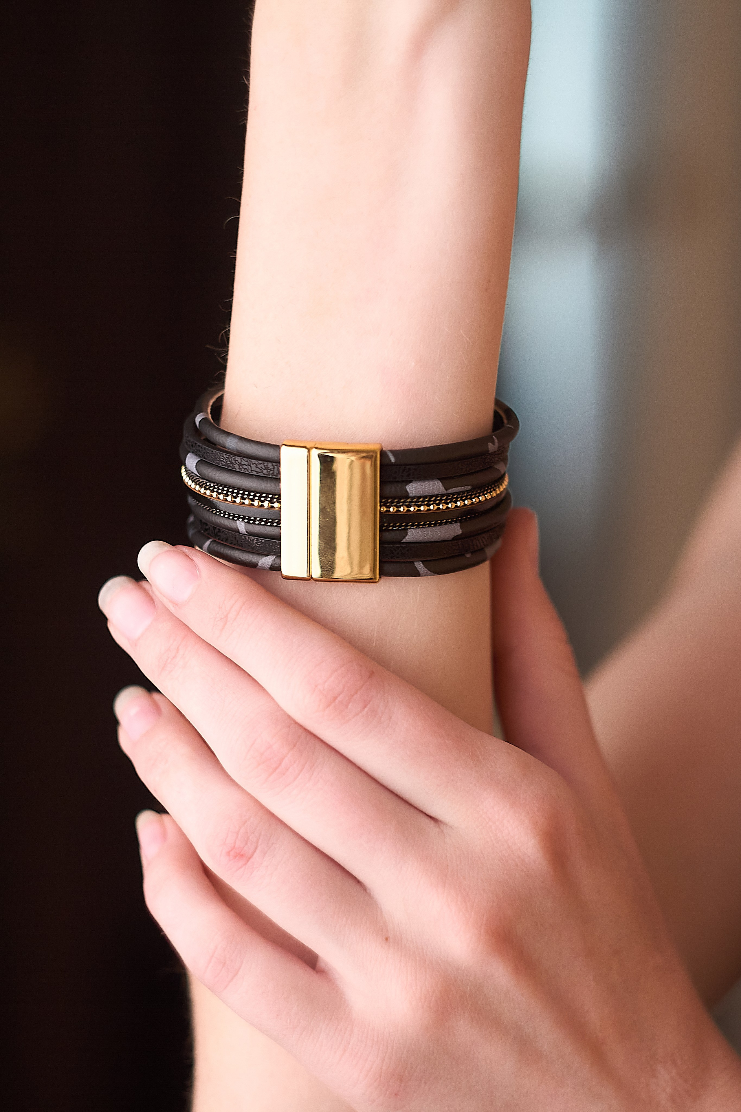 Браслеты WB. Фотограф Мероприятий Новосибирск