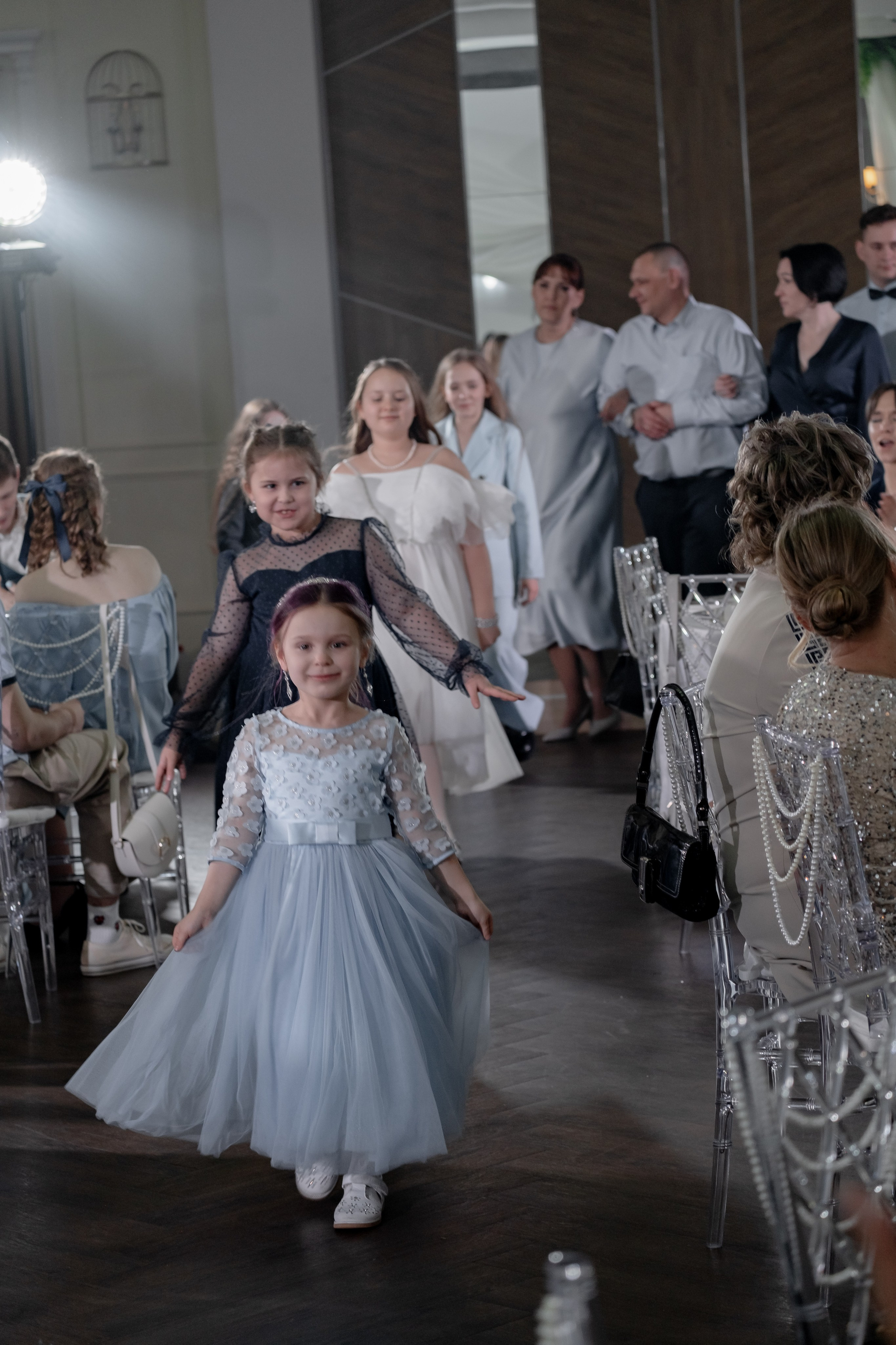 СВАДЕБНЫЙ БАНКЕТ (СНЯТО В СИБИРЕ В НИЖНЕВАРТОВСКЕ). Профессиональный фотограф, Санкт-Петербург — Виктория Богомолова