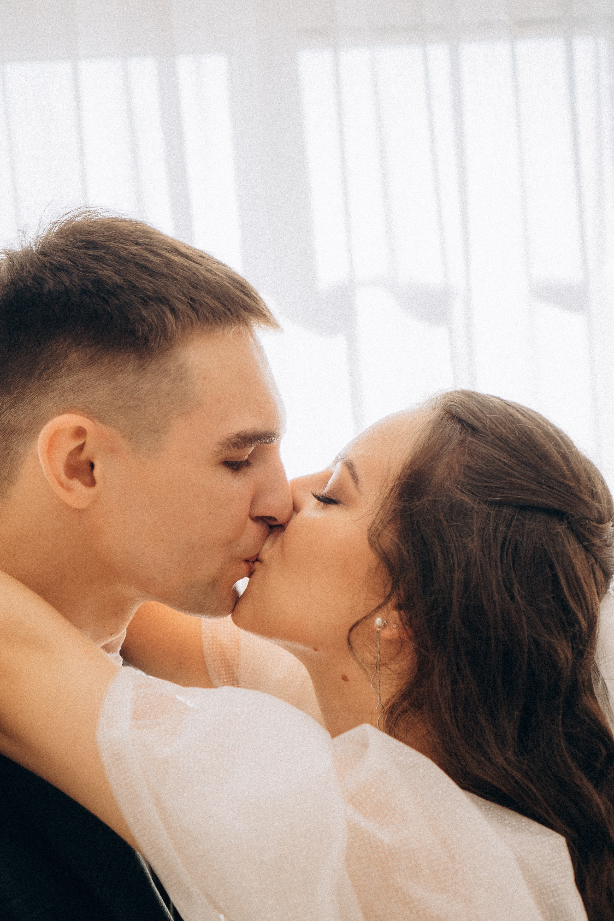 СВАДЕБНАЯ СЬЕМК В ПАРКЕ 300-ЛЕТИЯ. Профессиональный фотограф, Санкт-Петербург — Виктория Богомолова