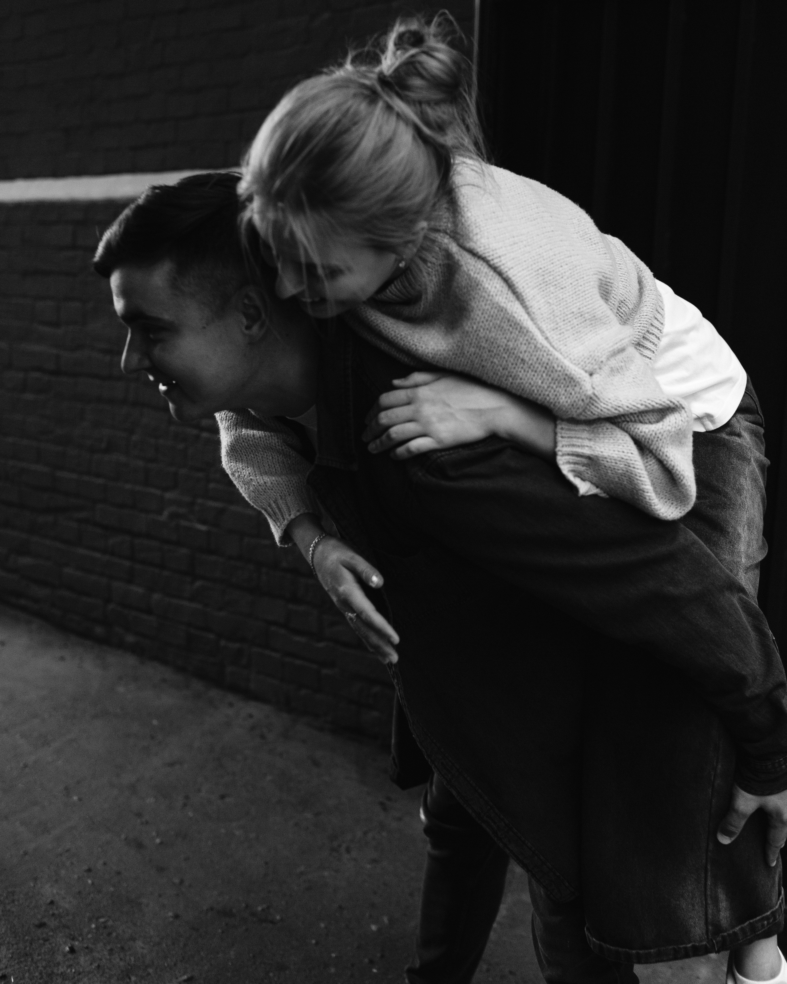 Ксения и Александр. Женский и лавстори фотограф в Москве Елена Аксютко