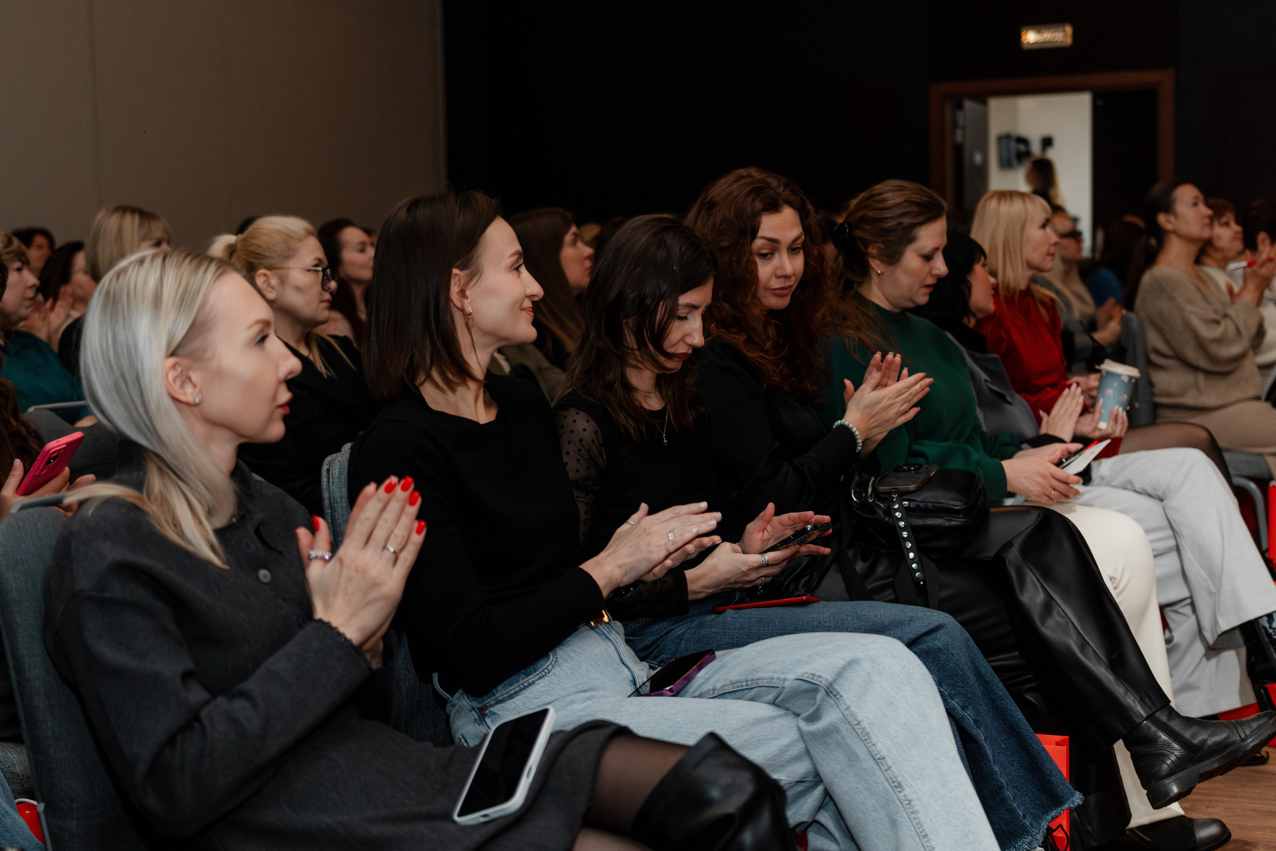 РУССКИЙ ЭКСПРЕСС