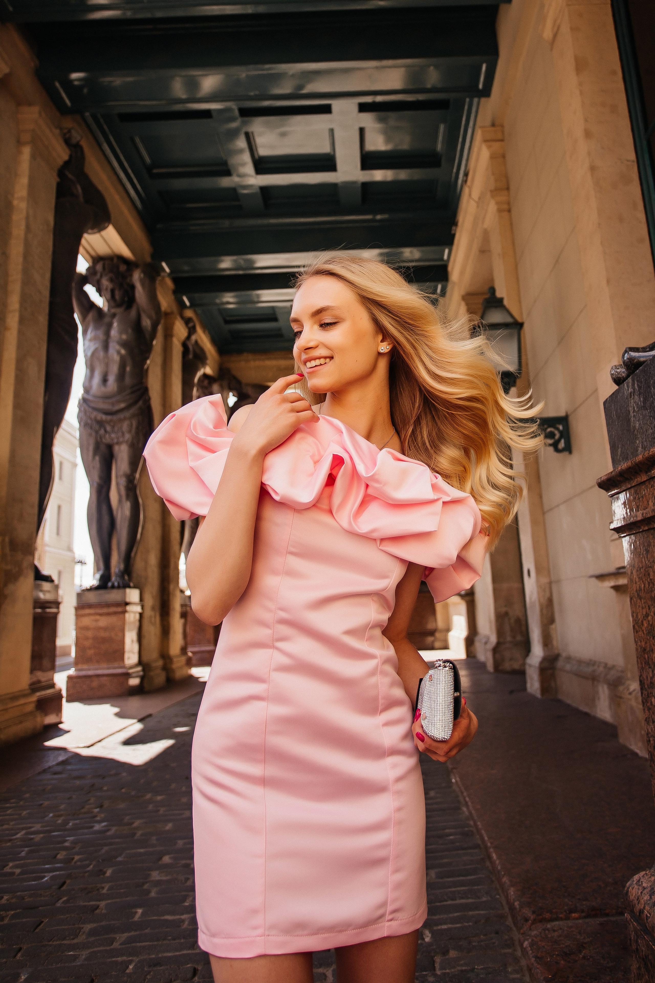 Фотопрогулки и фотосессии в Санкт-Петербурге. Фотограф в Санкт-Петербурге Юлия Ласкари