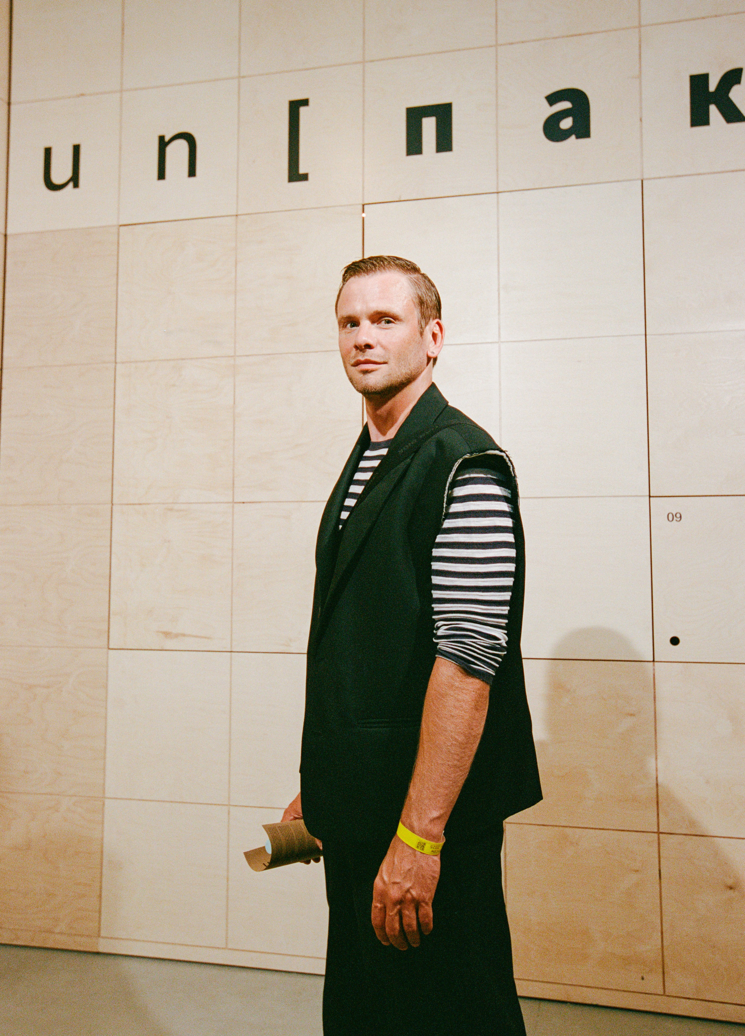 Сosmoscow 2025 (kodak portra 400). Портретный и ивент-фотограф в Москве