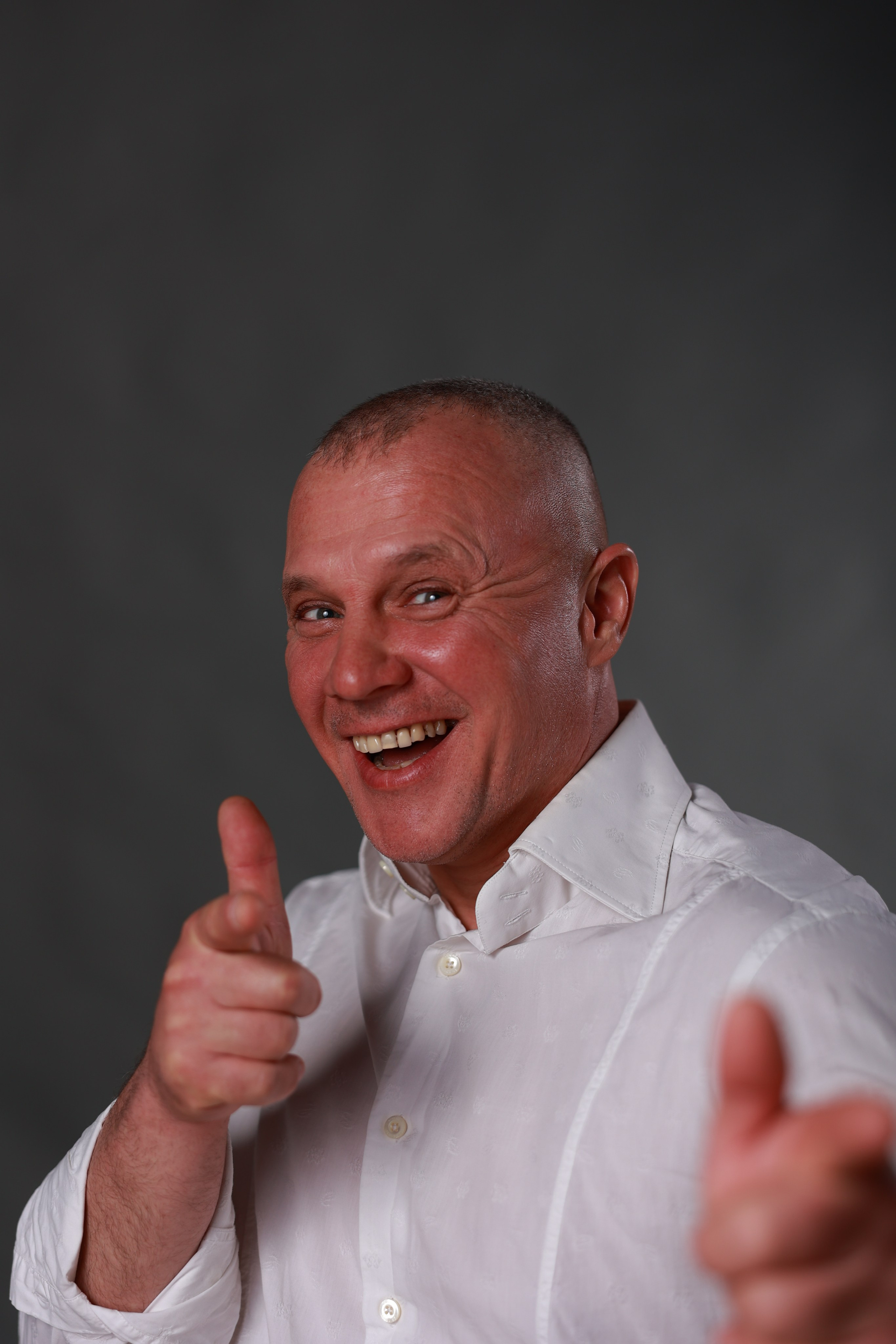 Эмоции снепы. Денис Волк актёр / модель