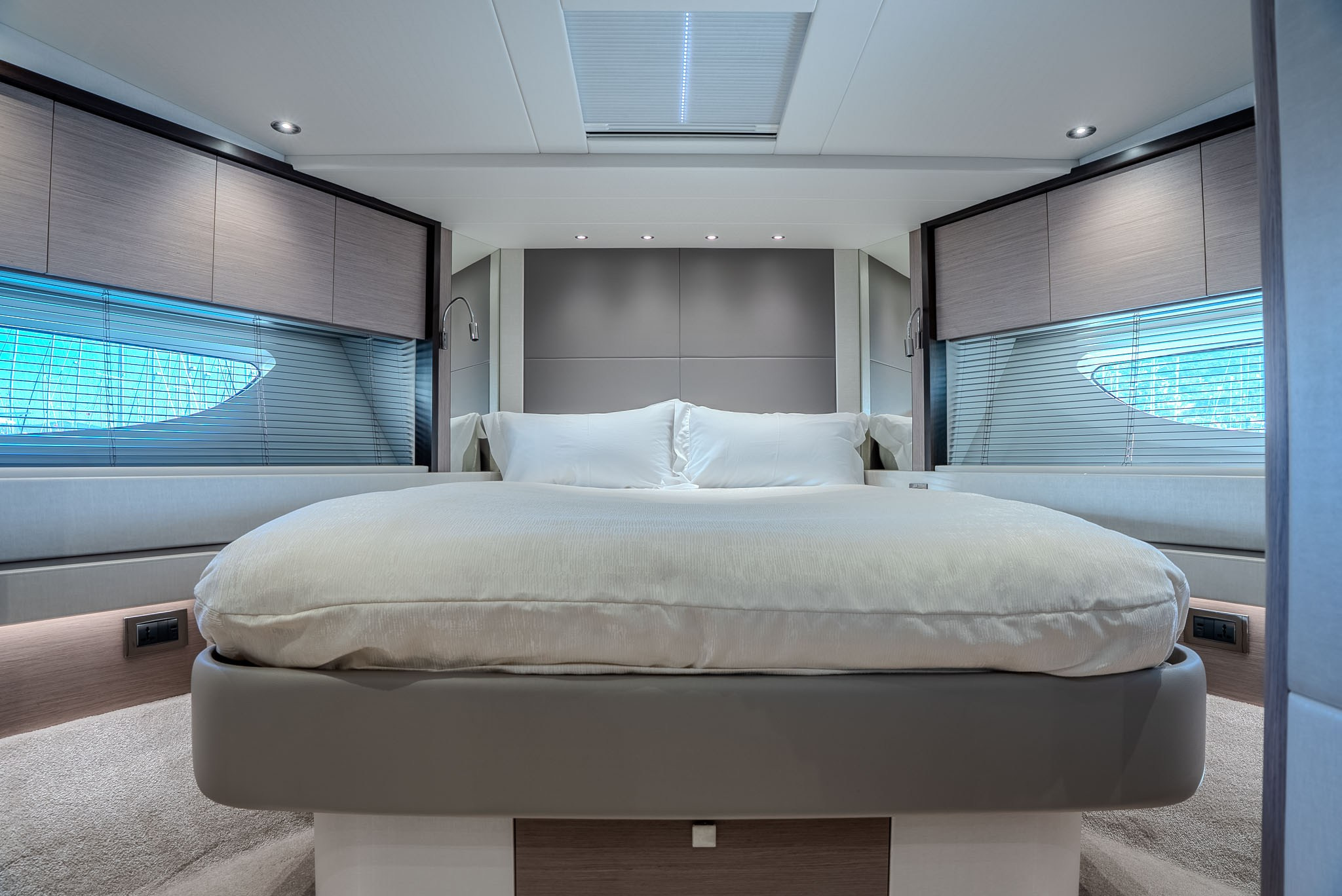 Sunseeker 76 Yacht. Яхтенный фотограф в Санкт-Петербурге Алексей Глухов