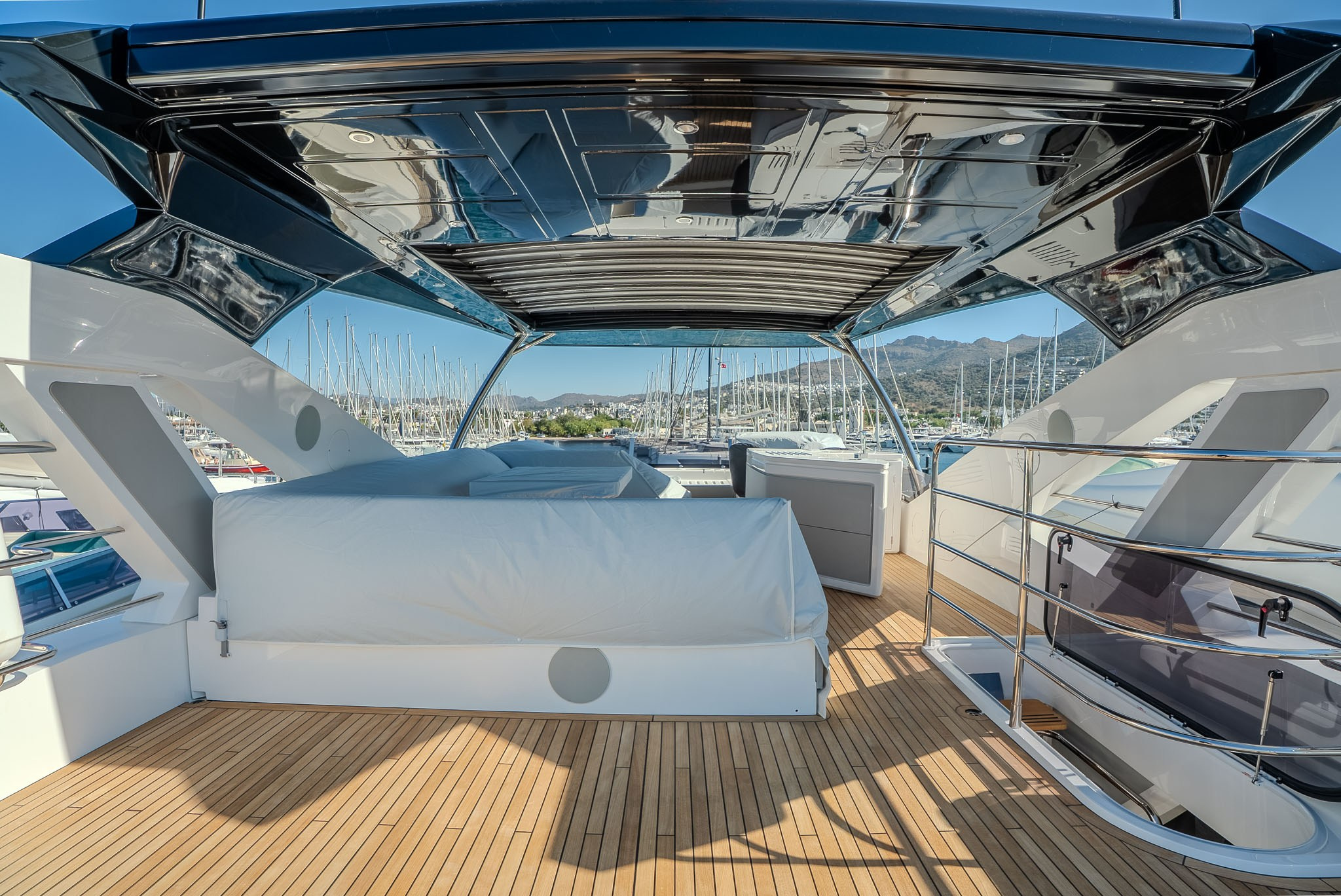 Sunseeker 76 Yacht. Яхтенный фотограф в Санкт-Петербурге Алексей Глухов