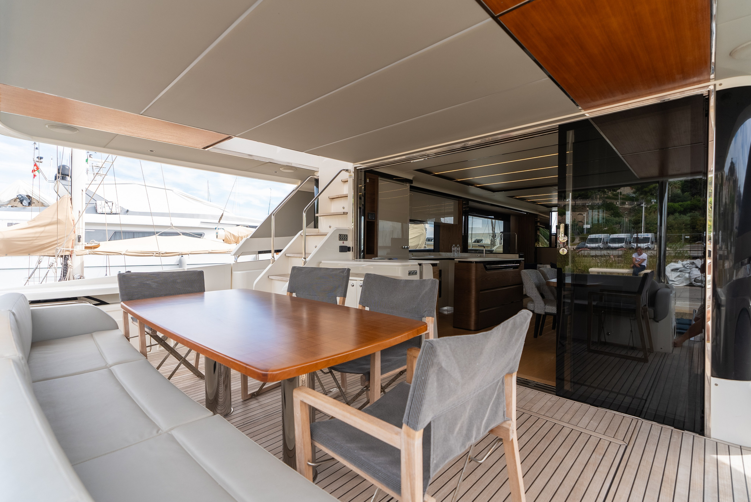 Absolute Navetta 68 Elysium. Яхтенный фотограф в Санкт-Петербурге Алексей Глухов