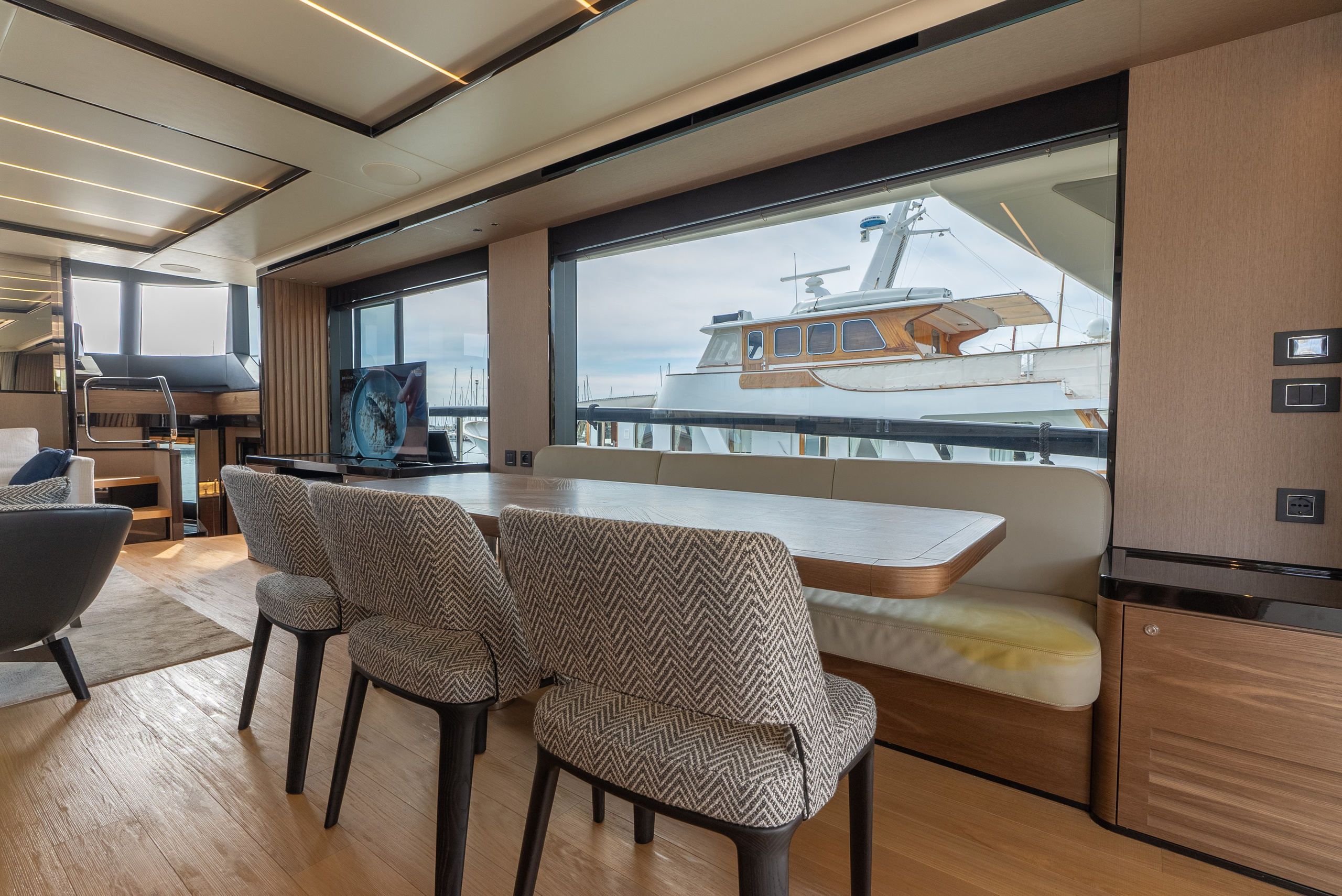 Absolute Navetta 68 Elysium. Яхтенный фотограф в Санкт-Петербурге Алексей Глухов