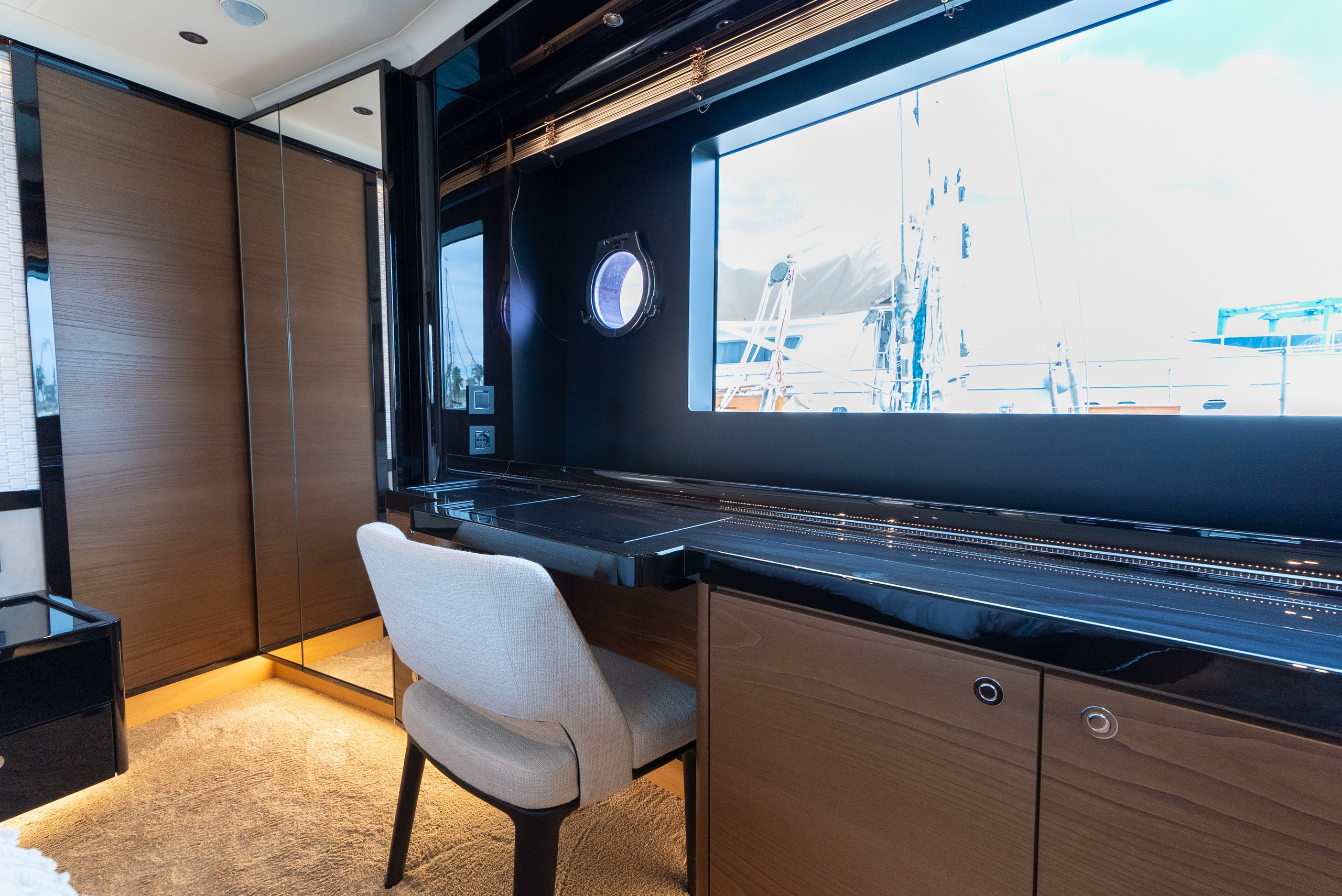Absolute Navetta 68 Elysium. Яхтенный фотограф в Санкт-Петербурге Алексей Глухов