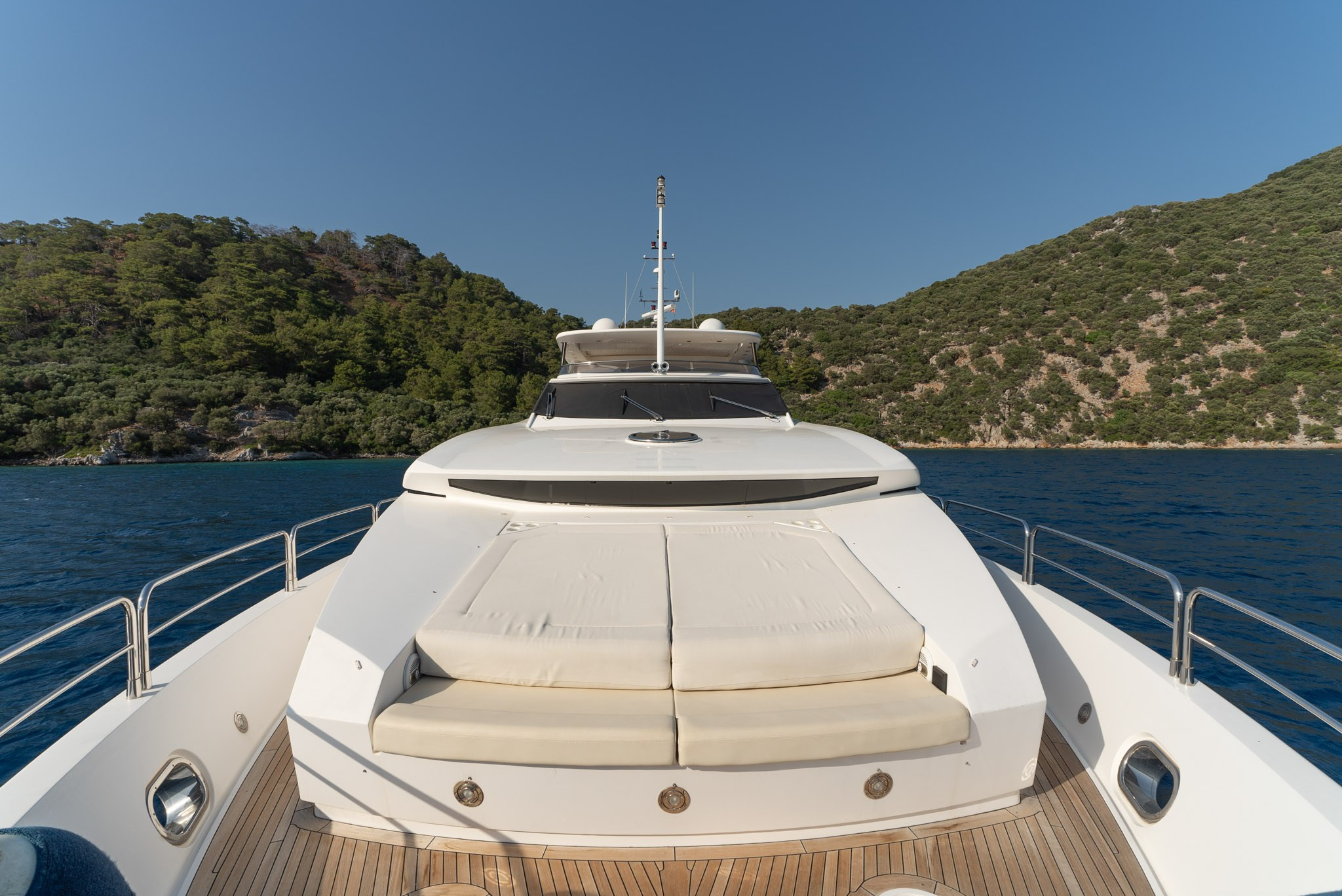 Sunseeker 30M Round Midnight. Яхтенный фотограф в Санкт-Петербурге Алексей Глухов