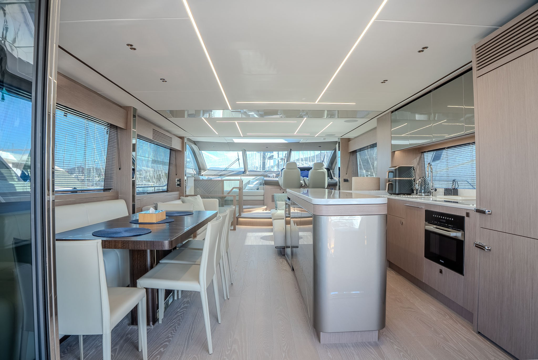 Sunseeker 76 Yacht. Яхтенный фотограф в Санкт-Петербурге Алексей Глухов
