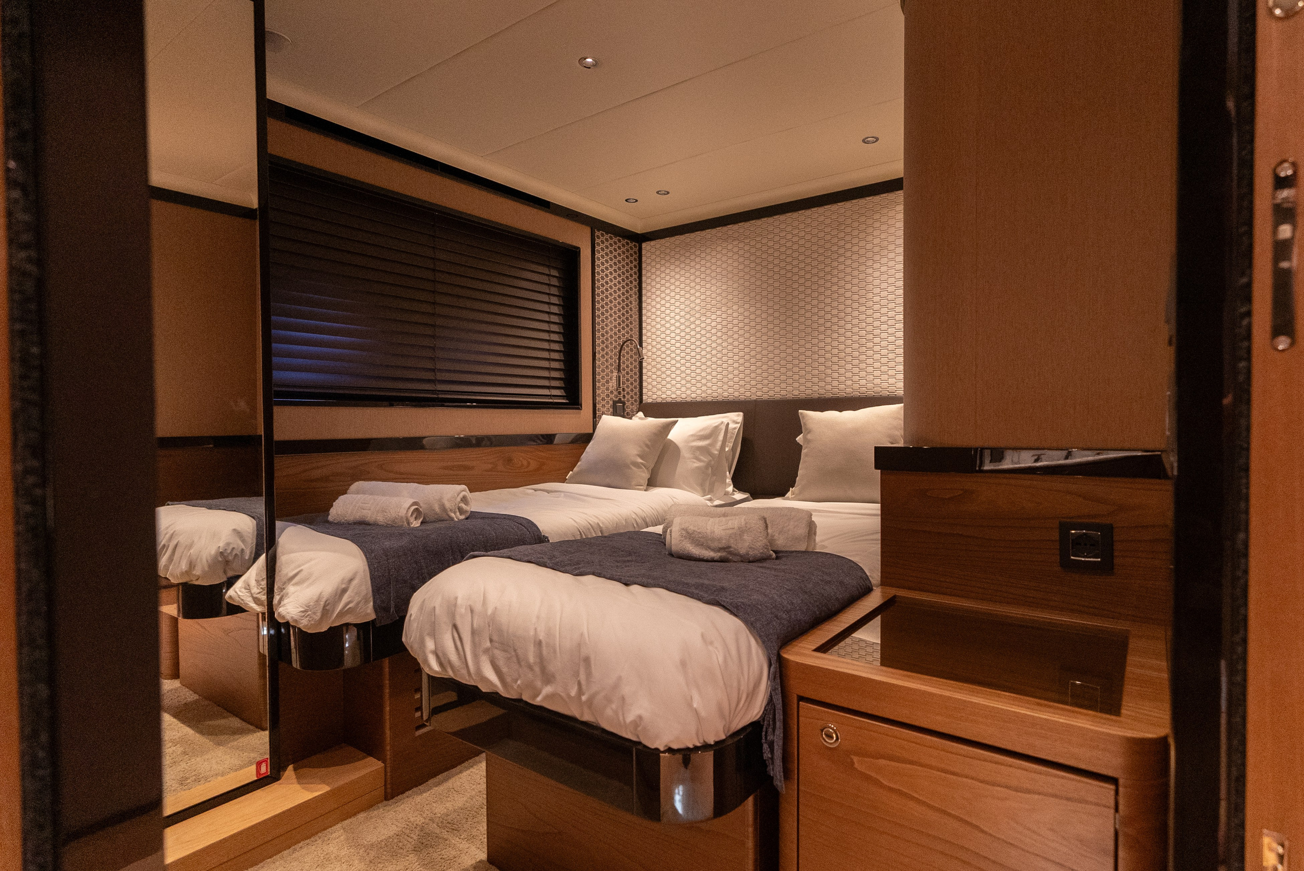 Absolute Navetta 68 Elysium. Яхтенный фотограф в Санкт-Петербурге Алексей Глухов