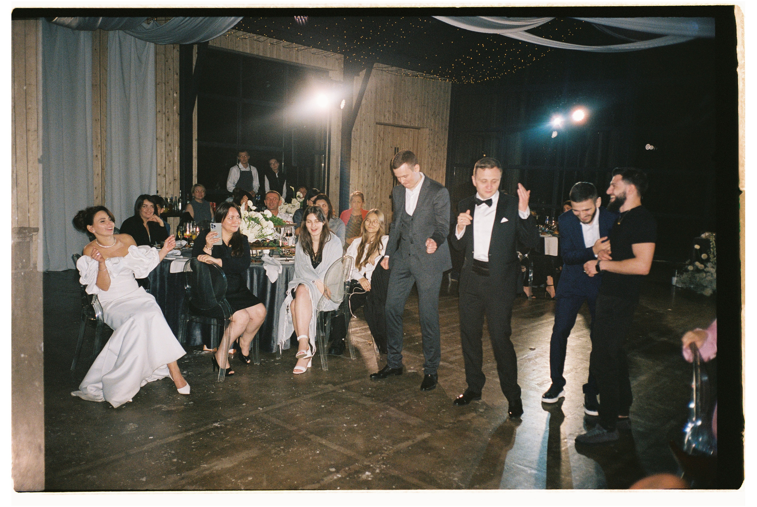 Film WD. Свадебный и репортажный фотограф