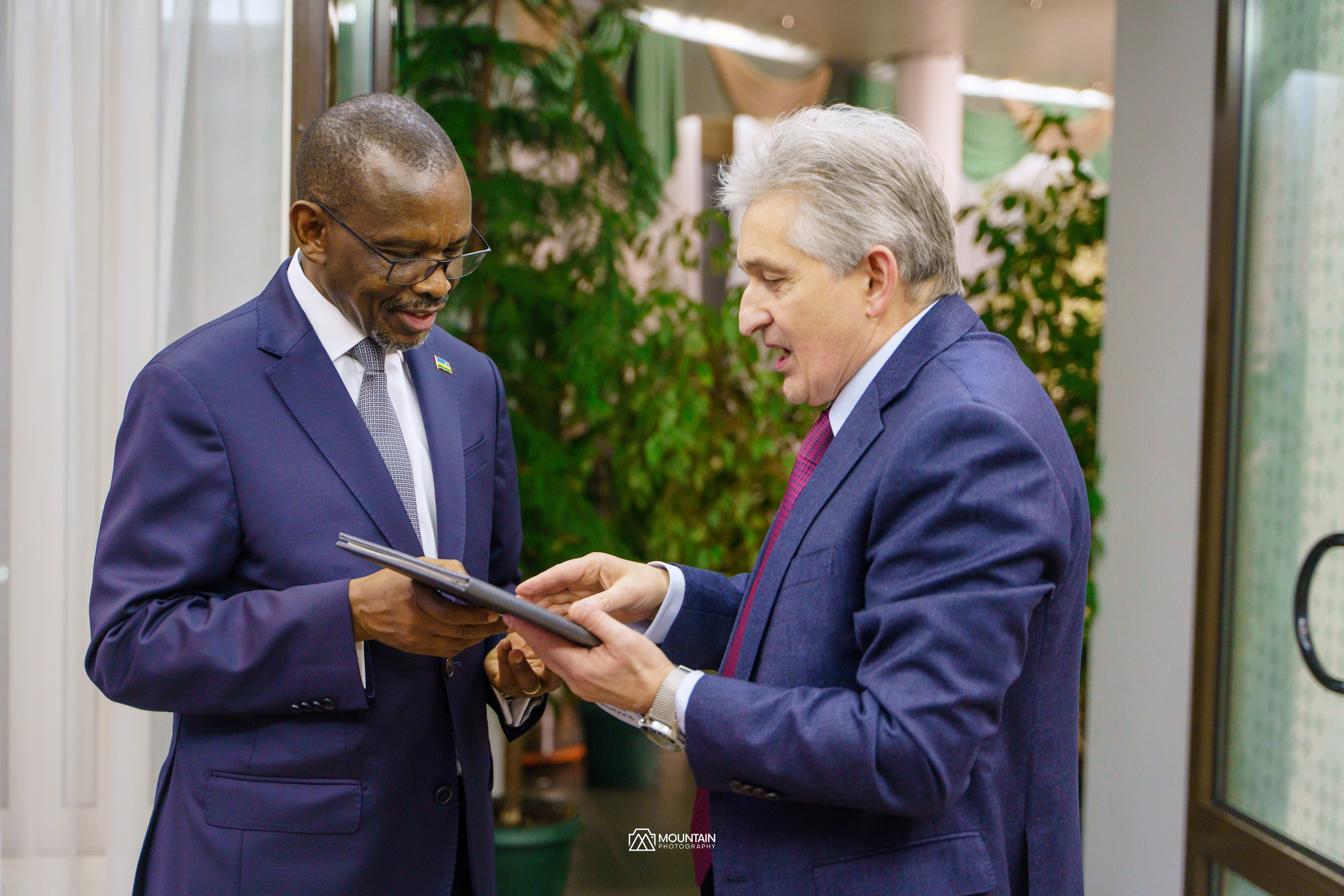 Rwanda 60 years celebratin of diplomatic relation with Russia. Я занимаюсь событийной, свадебной, товарной, студийной… фотографией