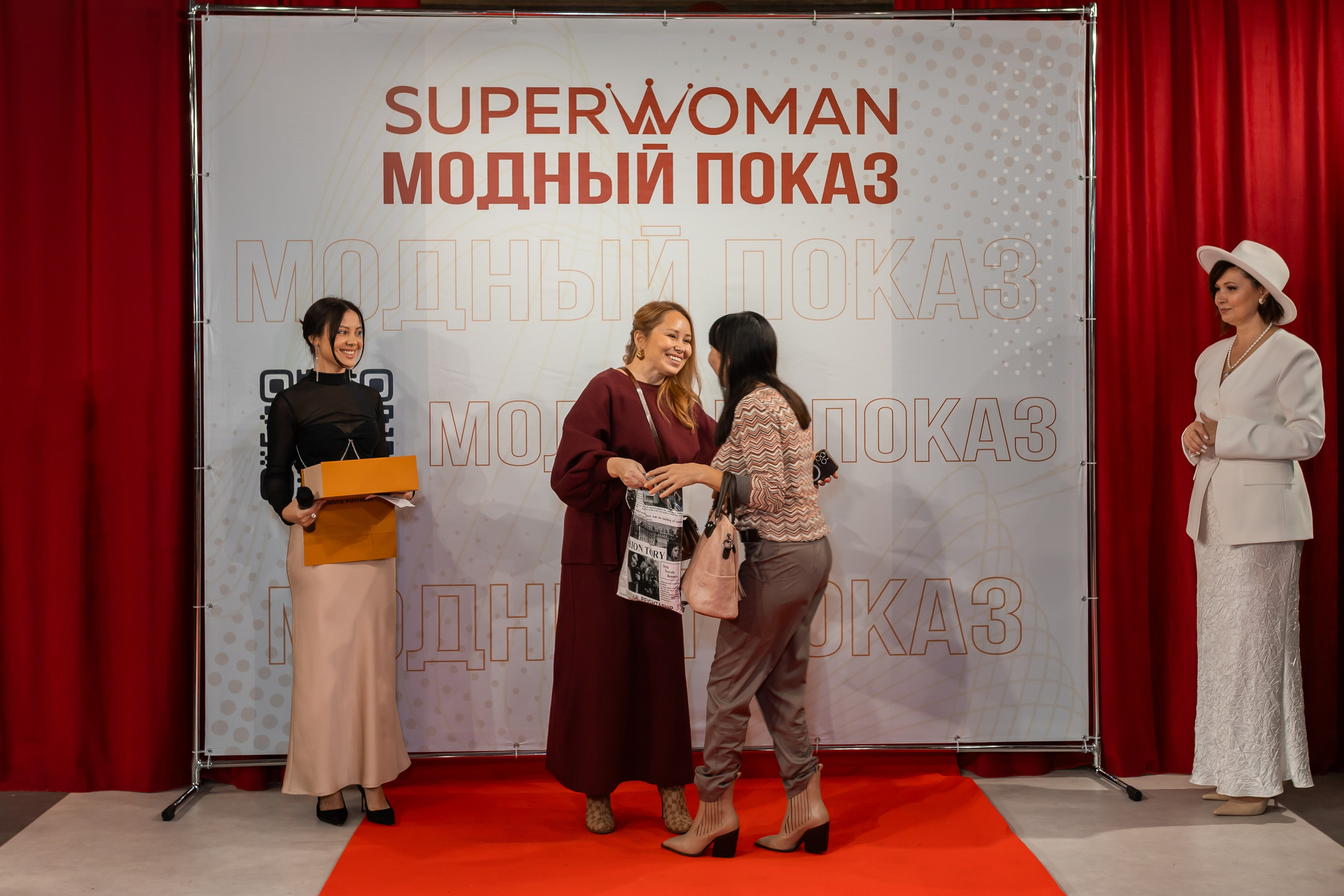 Показ проекта Super woman. Марина Шаймухаметова. Фотограф в Уфе