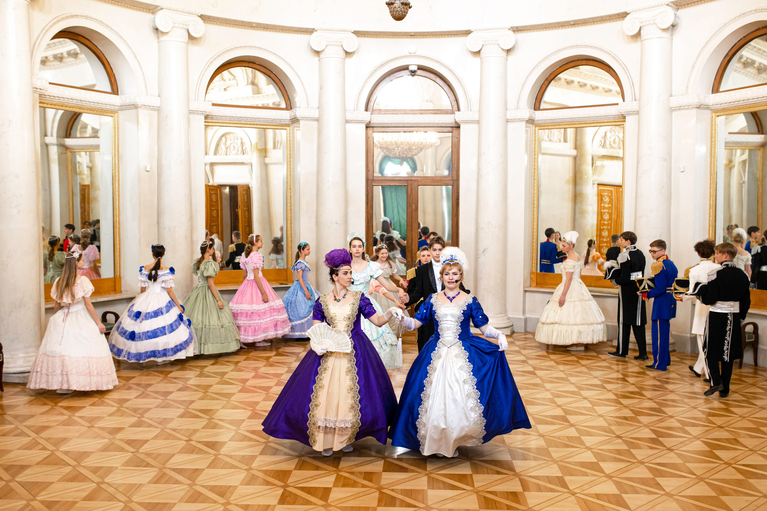 Костюмированный детский праздник во дворце. Фотограф на праздник, корпоратив, День Рождения и Юбилей в г. Санкт-Петербурге Алексей Анкушев
