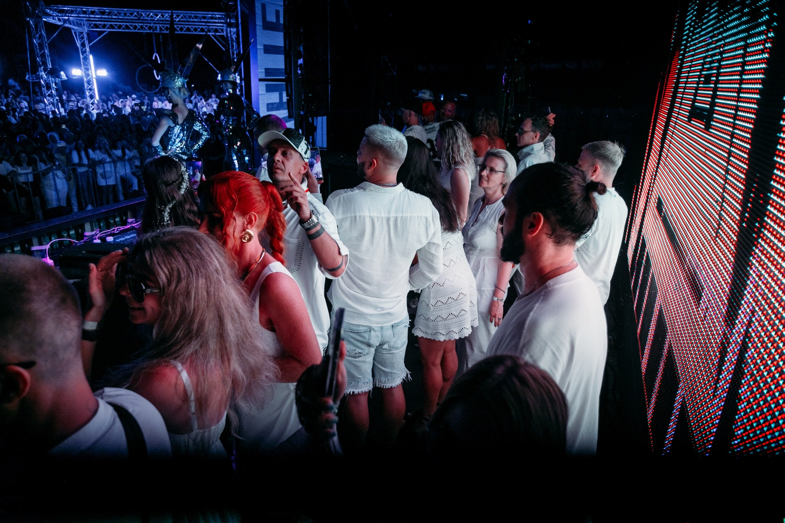 White Party @ Бархат парк. Репортажный фотограф Максим Полянский. Москва, Санкт-Петербург, Красноярск
