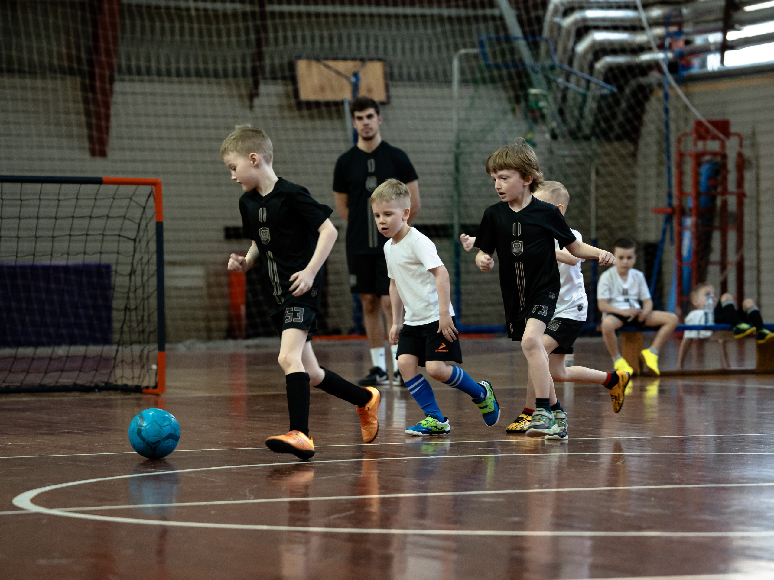 Тики-Така Противостояние 2025. Крамер Юлиана детский и семейный фотограф