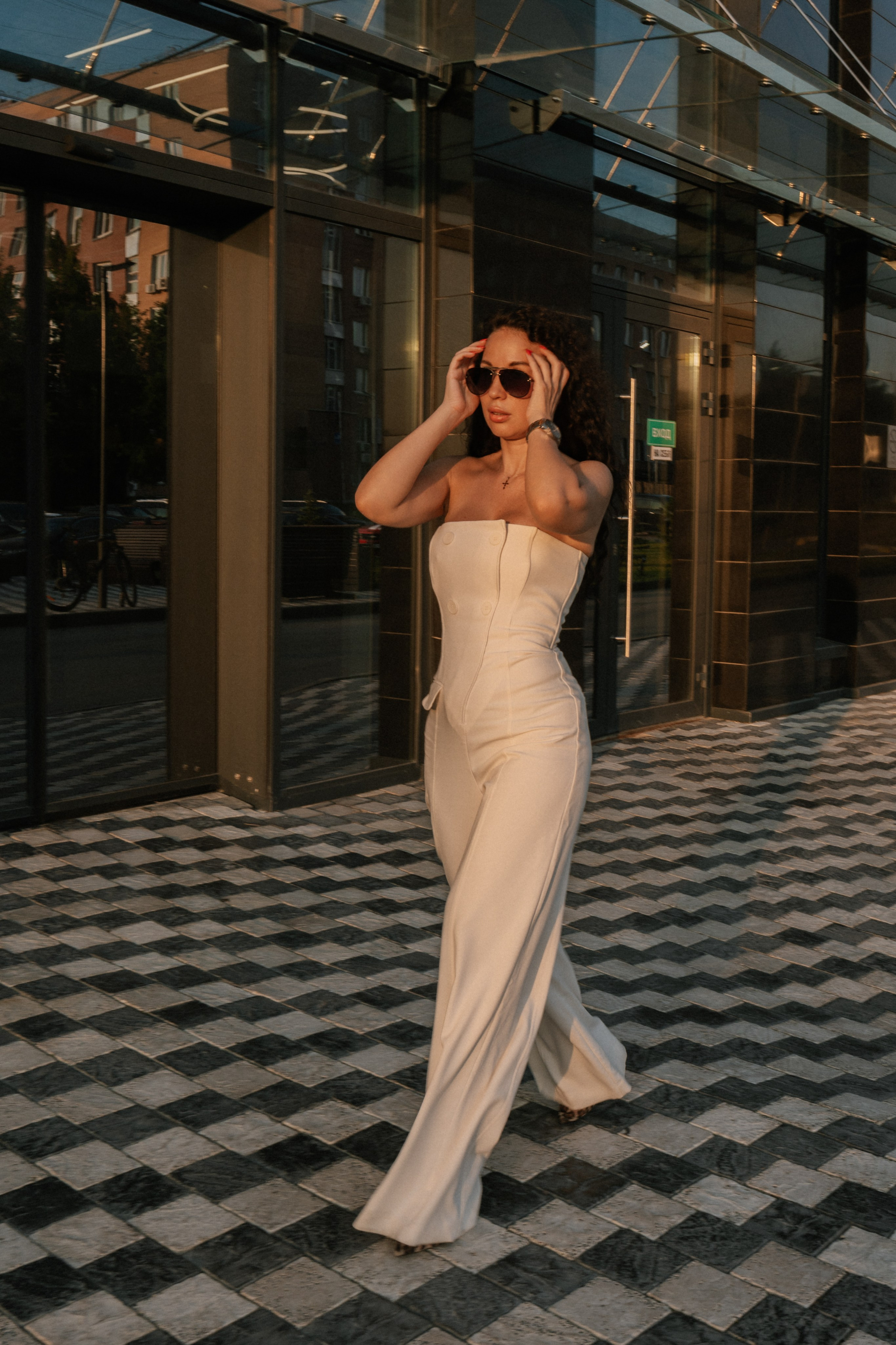 Ты и город. Вита Овчинникова. Фотограф в Новосибирске. Снимаю женские портреты, контент для блогеров и брендов