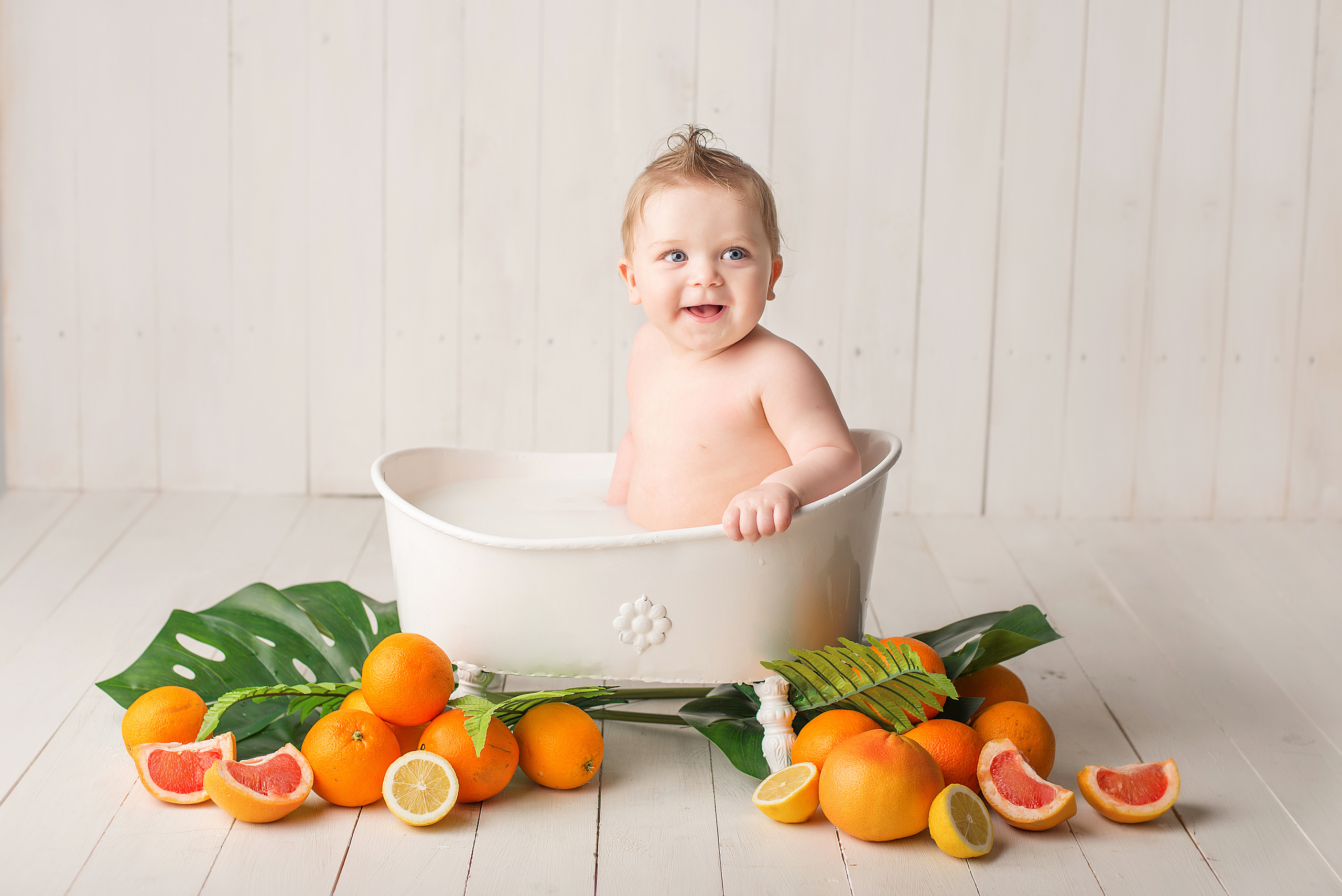 Тимур 8 мес. Молочные ванны. Фотограф новорожденных Василиса Панькова