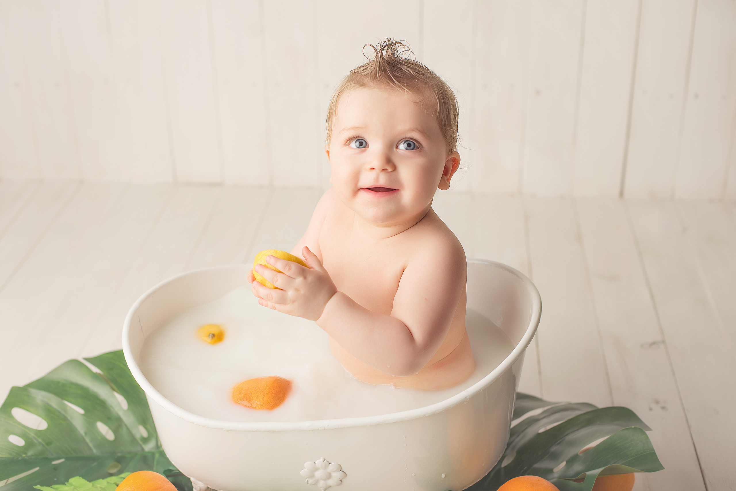 Тимур 8 мес. Молочные ванны. Фотограф новорожденных Василиса Панькова