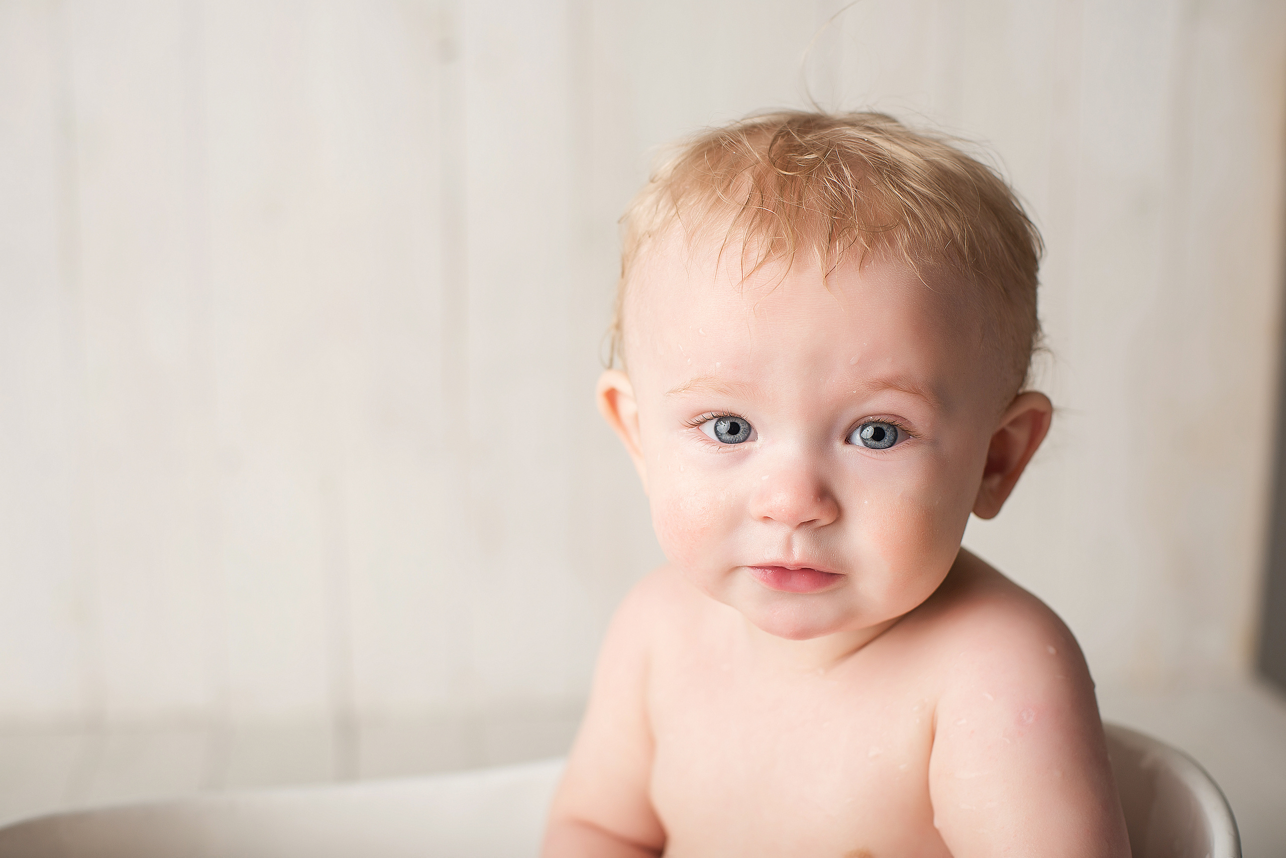 Молочные ванны Даниил. Фотограф новорожденных Василиса Панькова