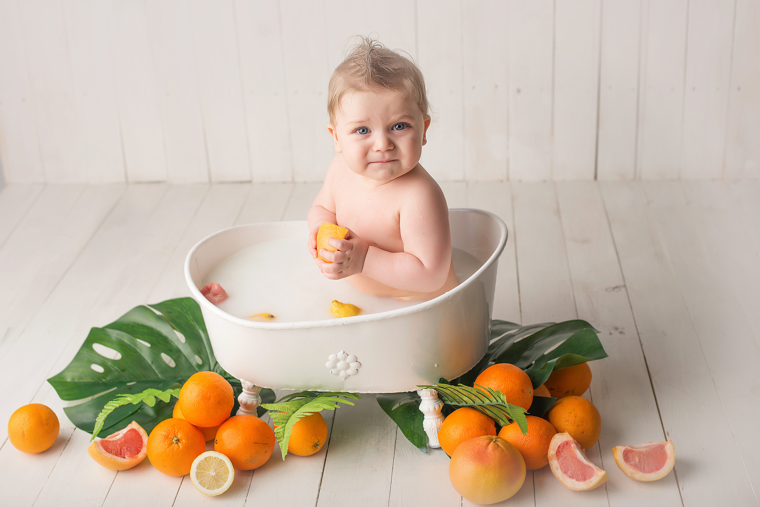 Тимур 8 мес. Молочные ванны. Фотограф новорожденных Василиса Панькова