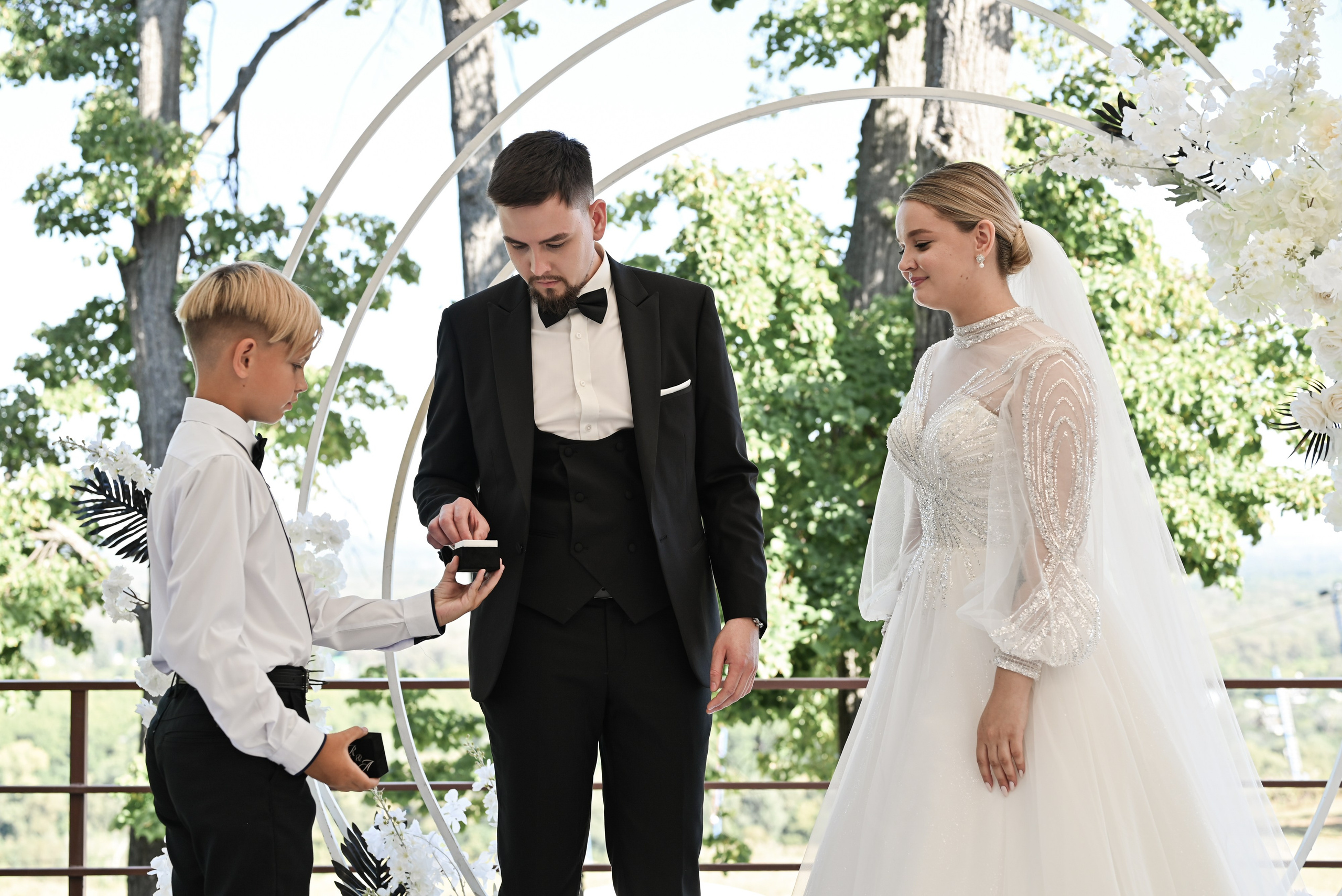 R & A. Свадебный и семейный фотограф в Уфе Александров Максим