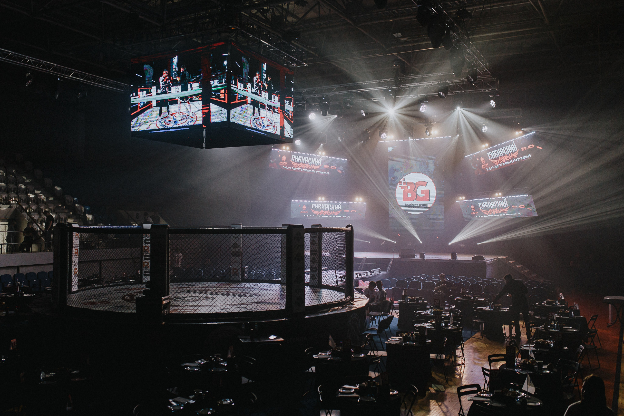 MFP246 МАКСИМ БУТОРИН VS МАРСИО БРЕНО. Фотограф Иркутск Антипин Сергей