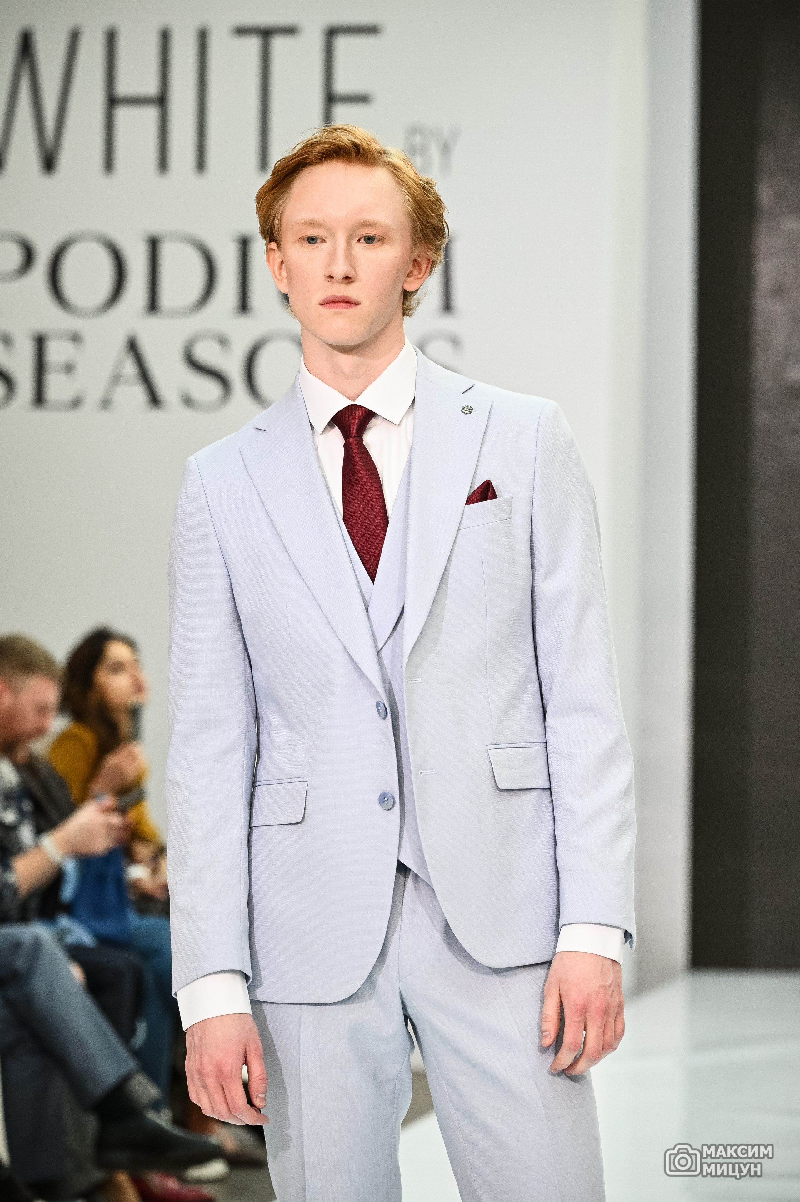 Модные показы. Фотограф Максим Мицун. Портрет, свадьба, репортаж, каталог