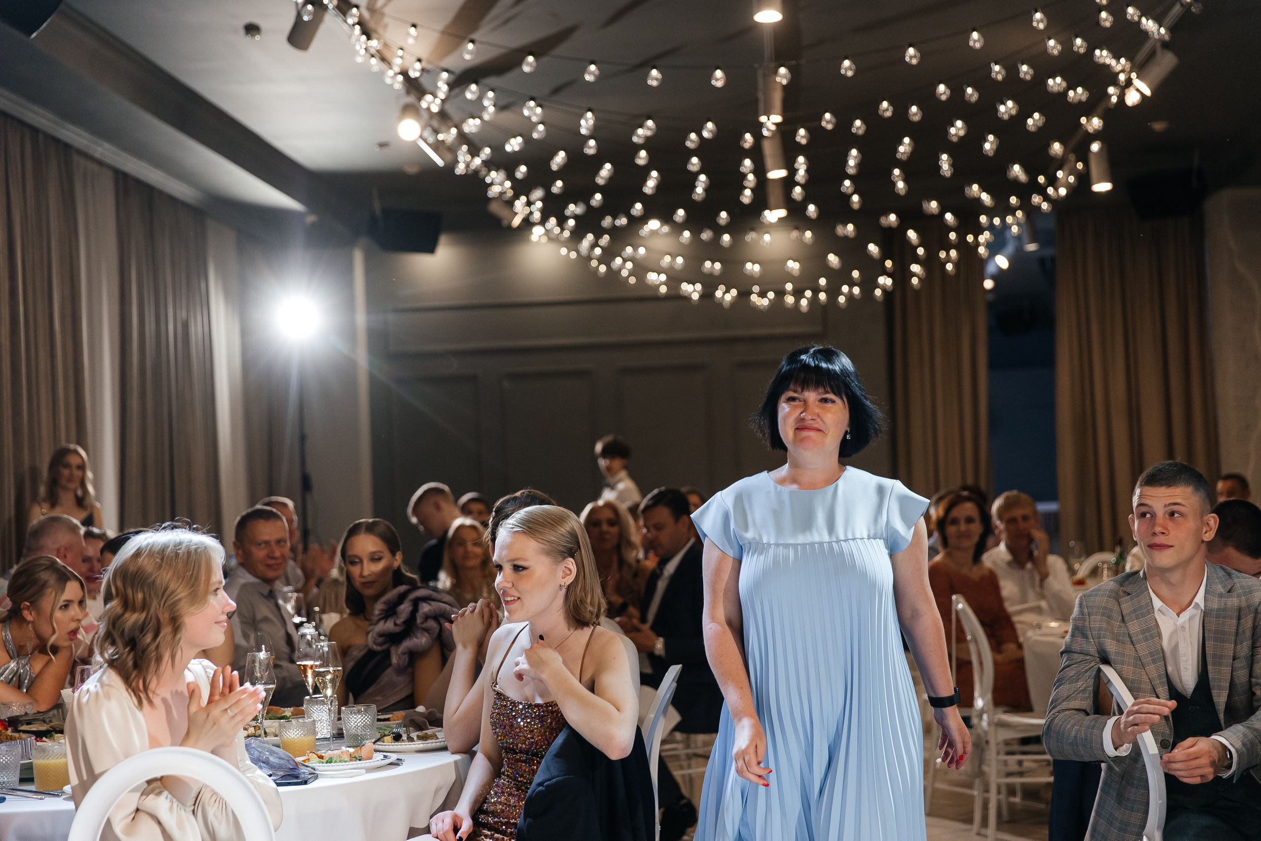 2023-06-23 Выпускной МБОУ СОШ № 10. Фотограф в Красноярске